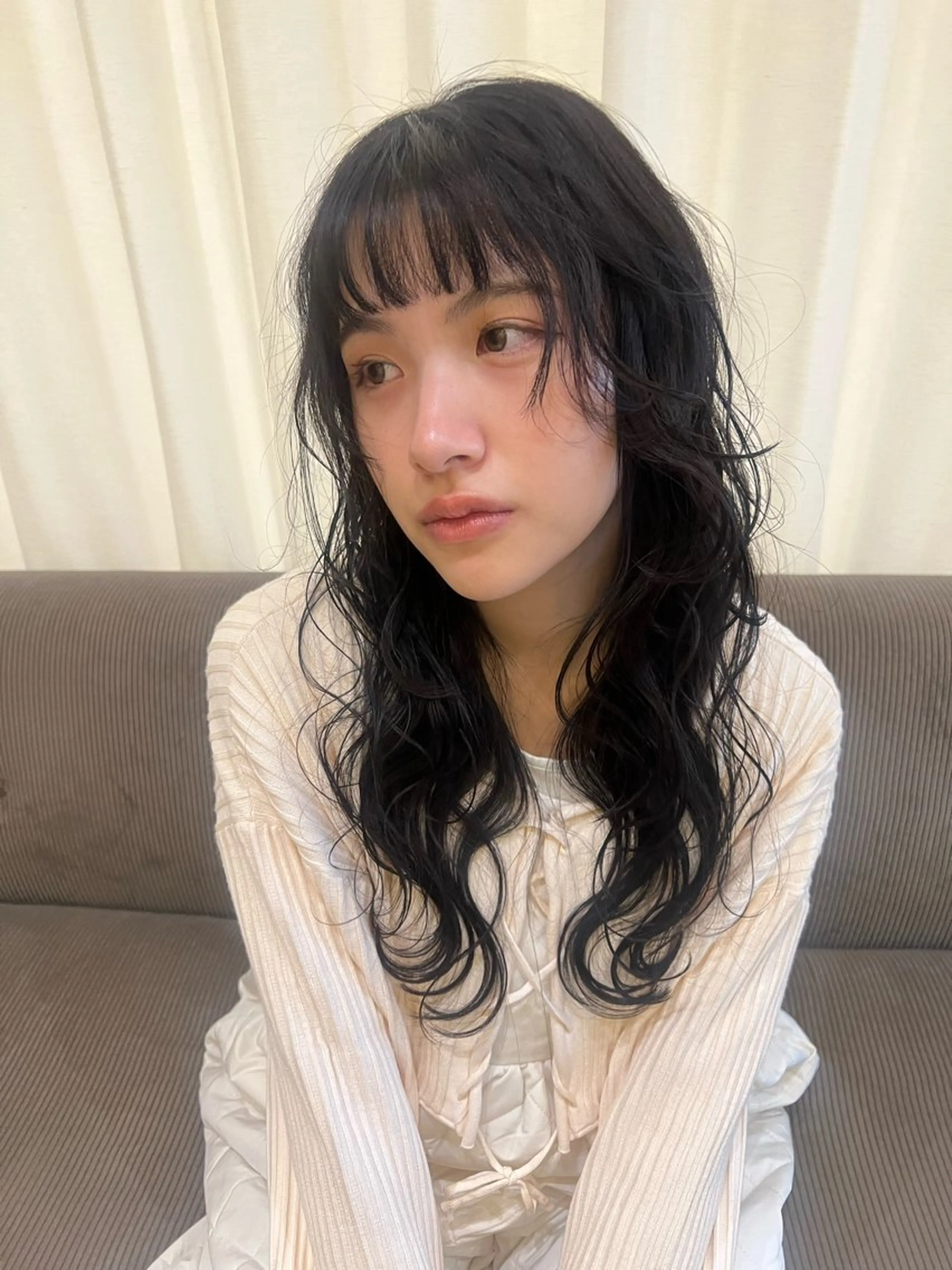 ロング ENIF 大島 芽生のヘアスタイル