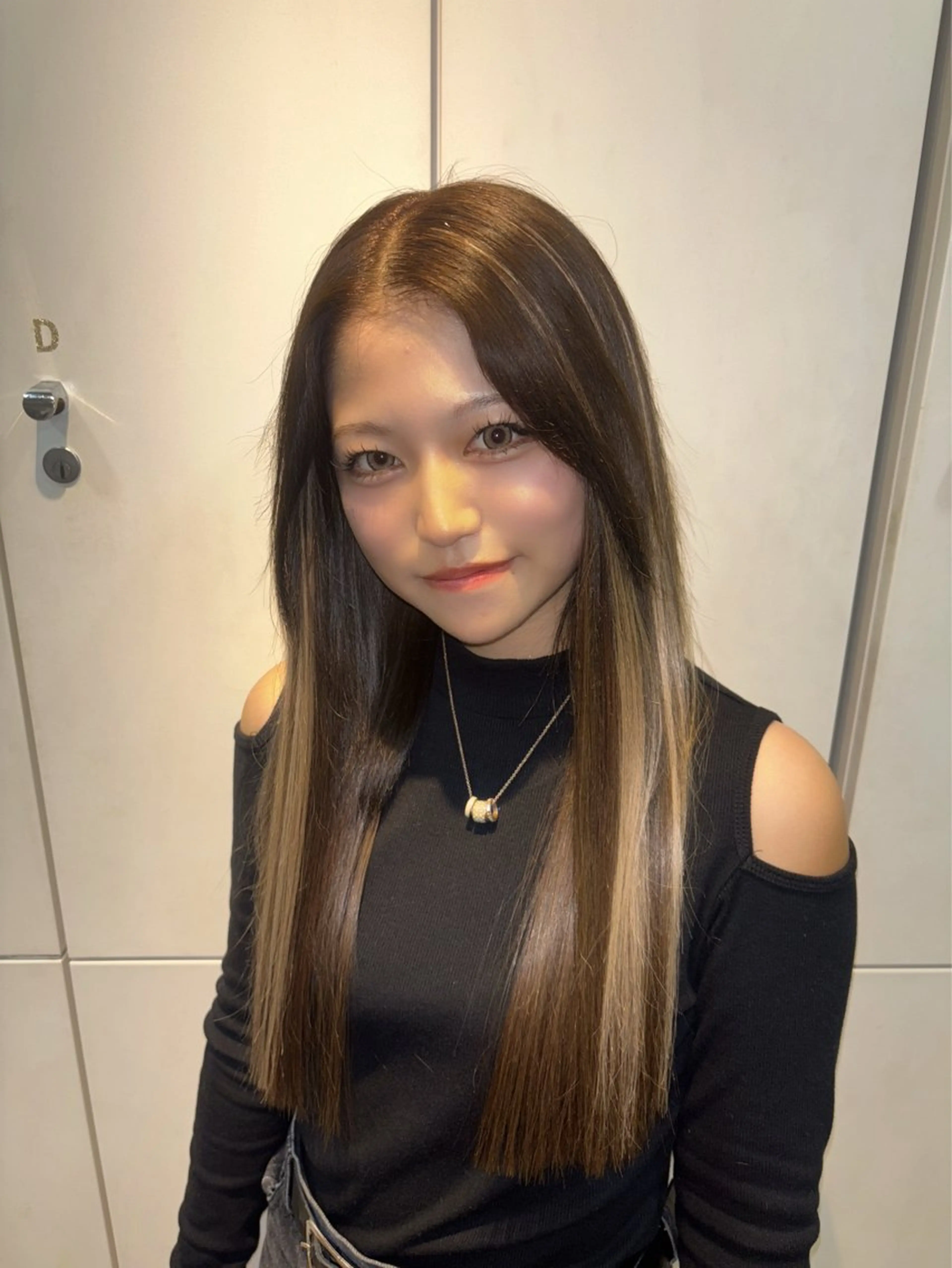 ロング カラー メンズ シールエクステ メンズハイライト ハイライトカラー エクステ ハイライト カット ヘアカラー エクステ ヘアセット エクステ🎀カラー✨ レイヤー🌙しぇるのヘアスタイル