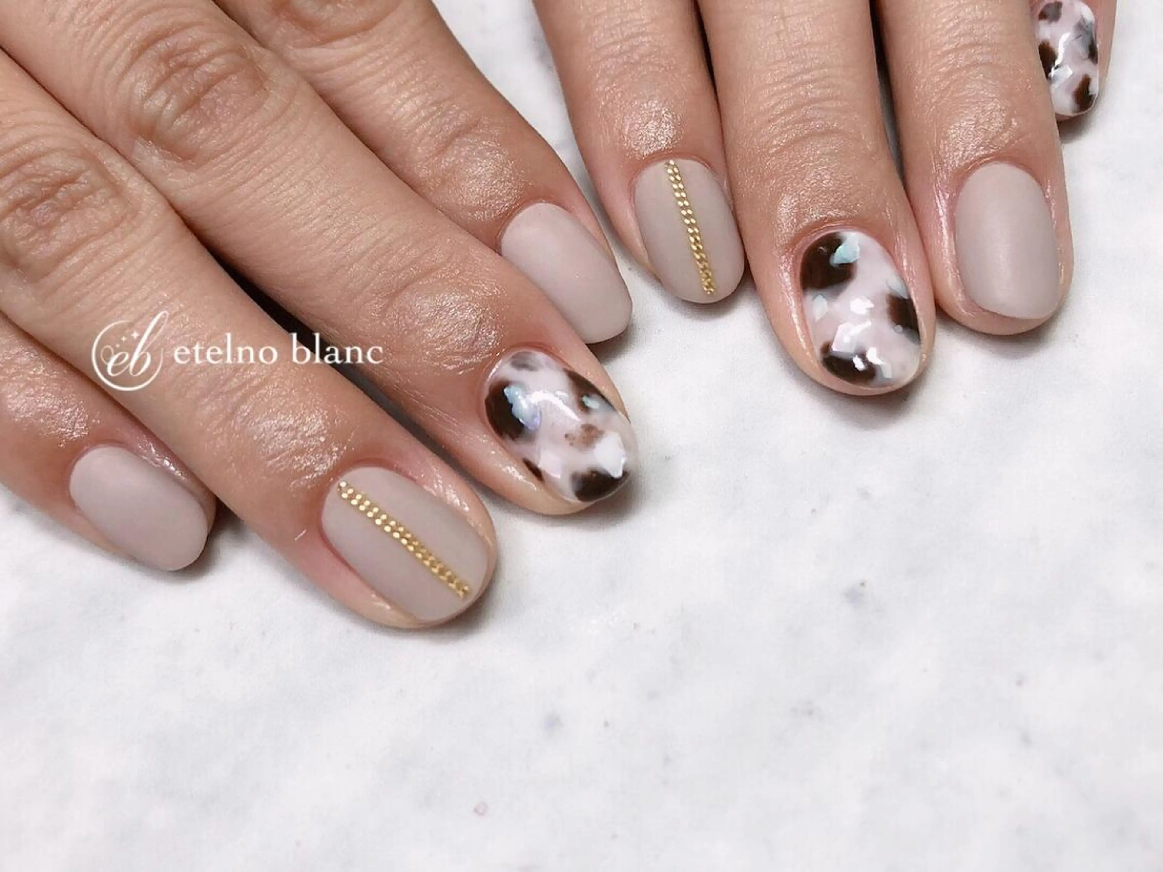 ネイル etelno blanc中目黒のネイルデザイン