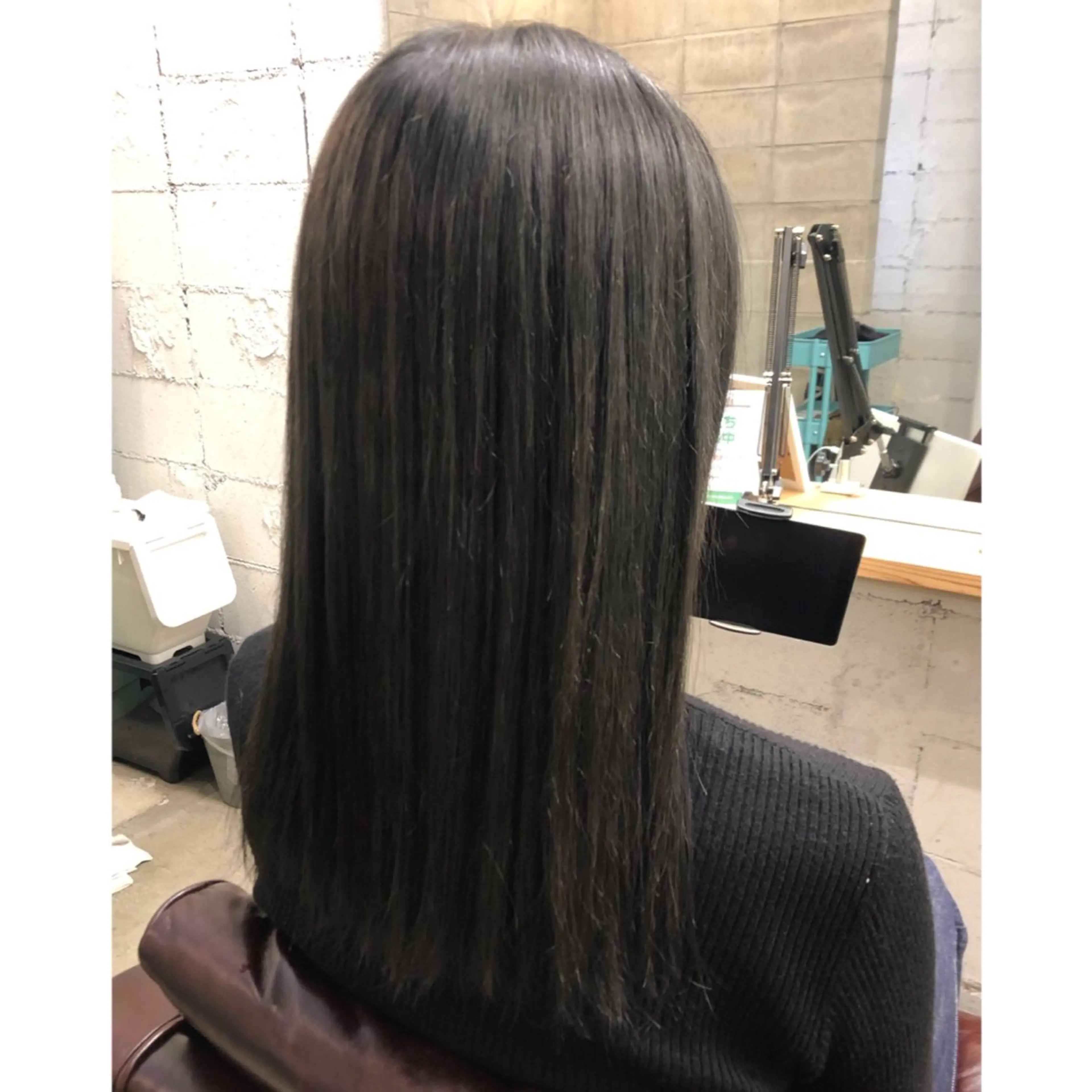 ロング カラー 田畑 秀美のヘアスタイル