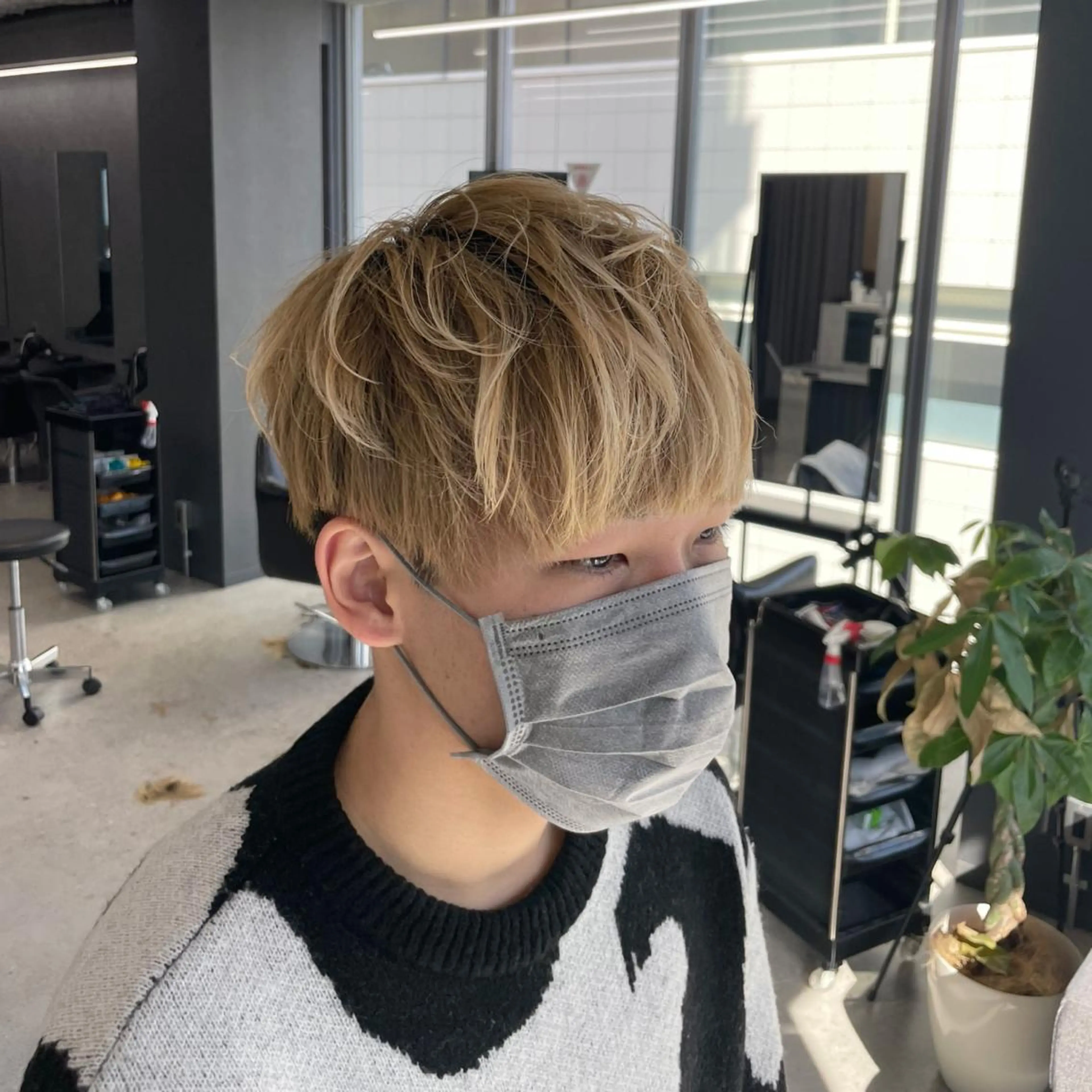 ショート カラー メンズ グラデーションカラー 毛流れ縮毛矯正✨ メンズ那智優貴のヘアスタイル