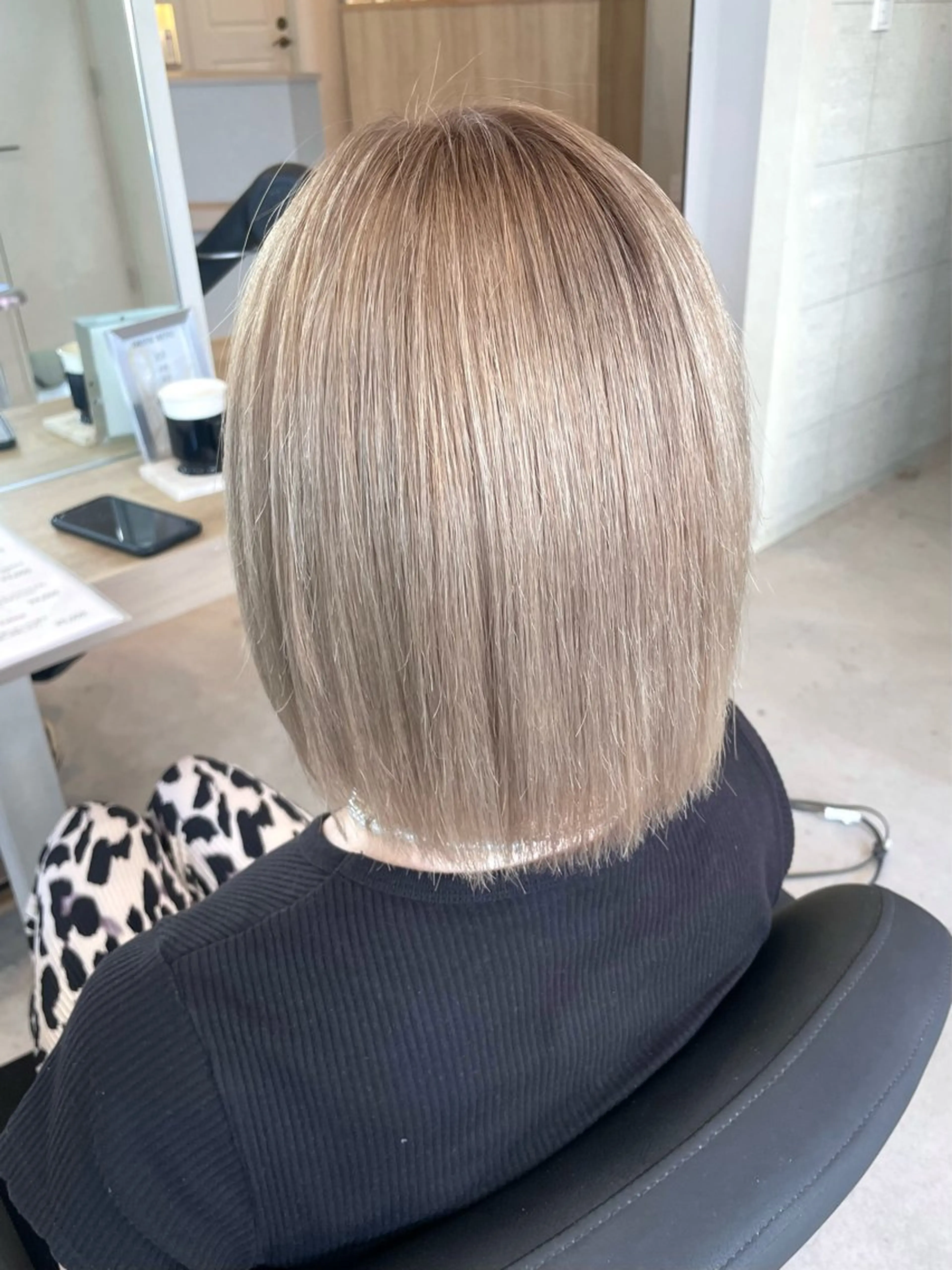 ショート カラー ベージュカラー ホワイトベージュ LUDIQUE【ルディック】所属・AKI ✄のヘアスタイル
