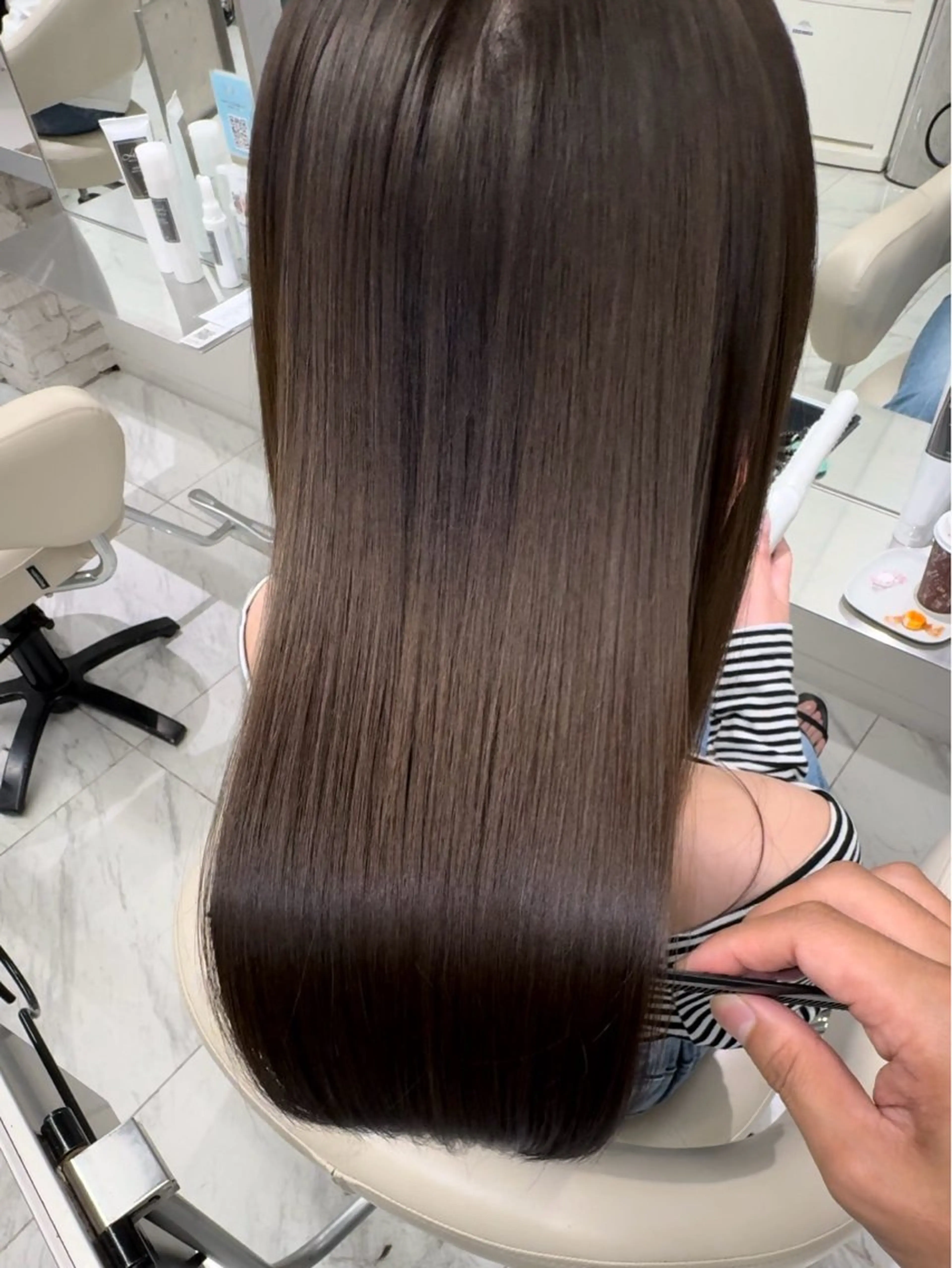 ミディアム 髪質改善 トリートメント カット ヘアカラー 縮毛矯正 トリートメント 髪質改善　縮毛矯正 池本有宏のヘアスタイル