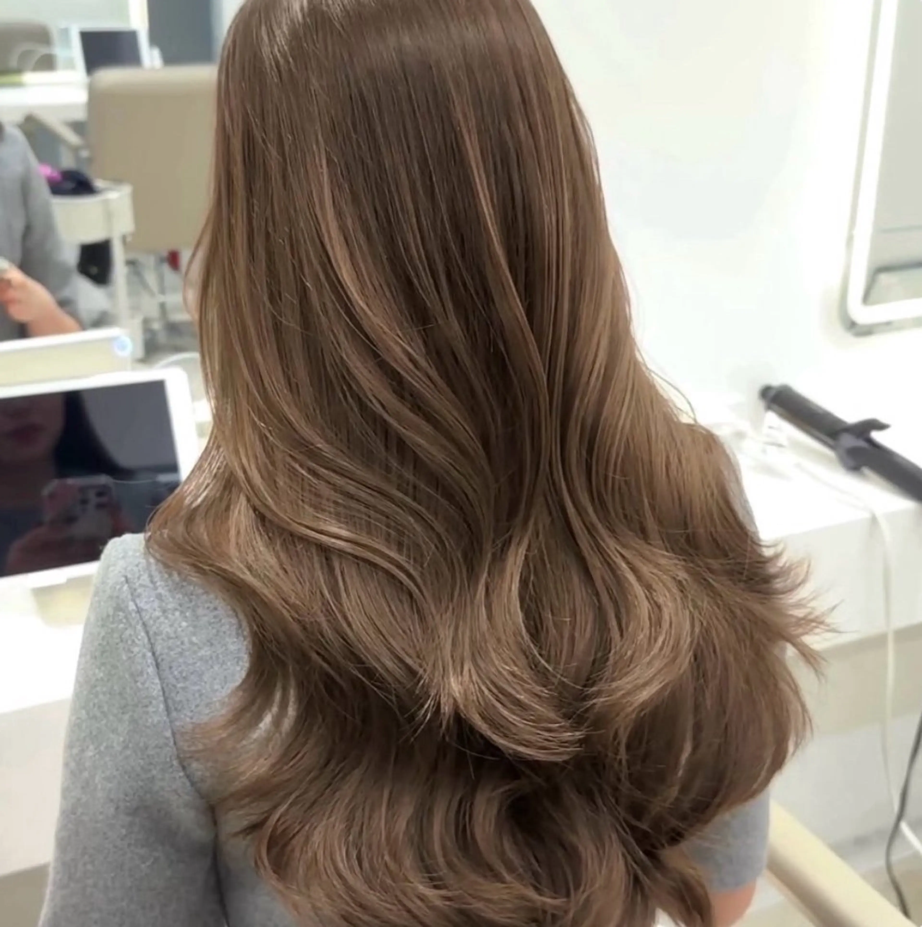 ロング ヘアカラー トリートメント IVE所属・ダブルカラー 髪質改善🫧Annaのヘアスタイル