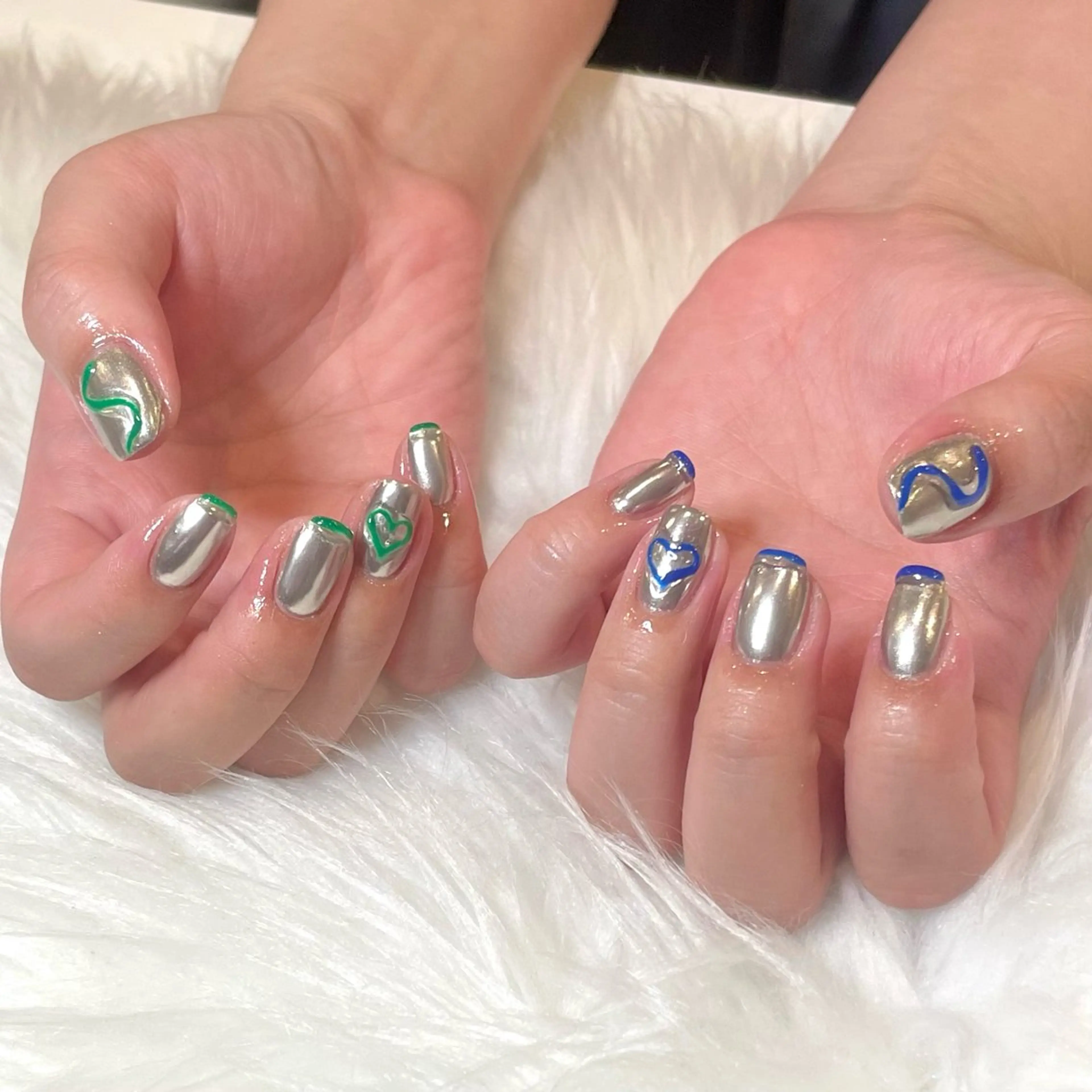 ネイル ミラーネイル ハンドネイル yurika 🌷.*･ﾟのネイルデザイン