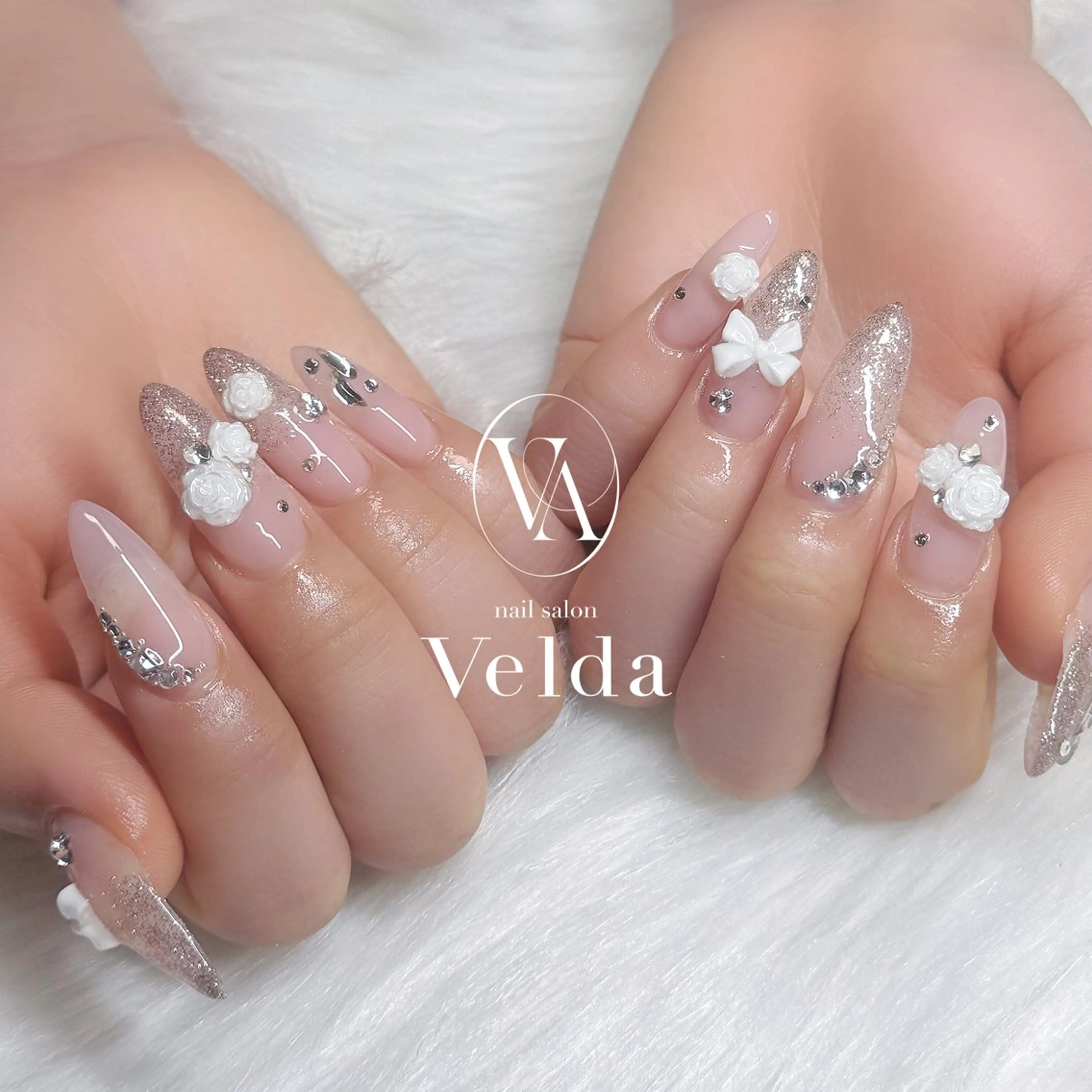 ネイル グラデーション ラメ(グリッター) ラメグラデーション ワンカラーネイル 💎スカルプ💎 Velda(ベルダ)のネイルデザイン