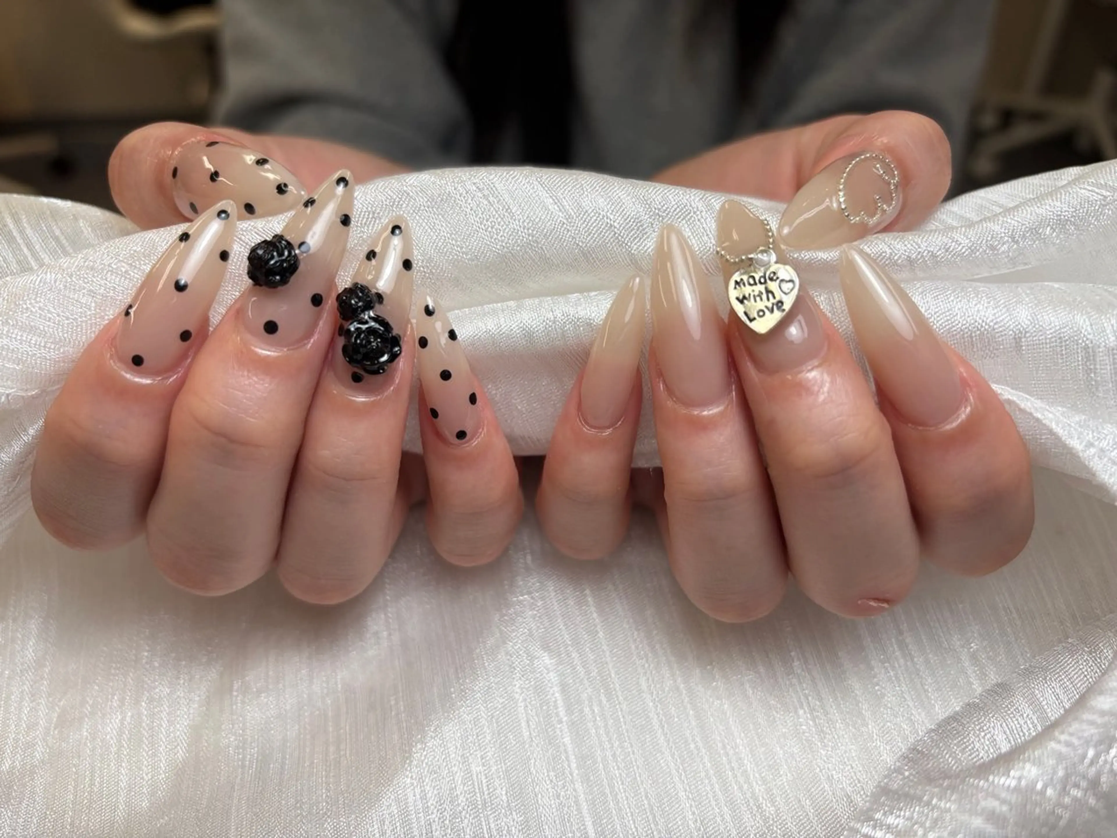 ネイル アートネイル ジェルネイル ニュアンスネイル シンプルネイル ハンドネイル Jenn Nail Shinokuboのネイルデザイン