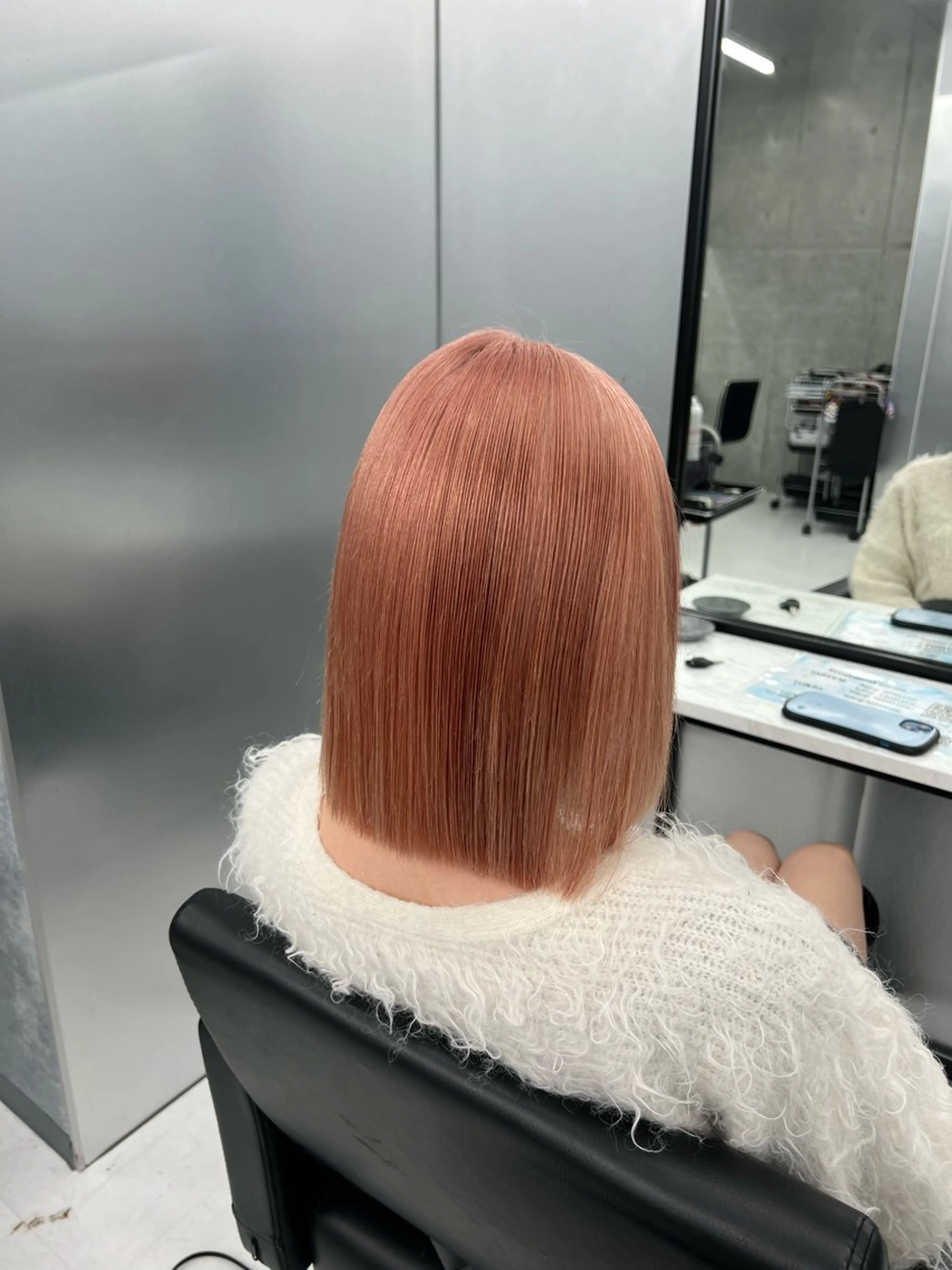 ミディアム カラー 👑高評価多数エク ステ×ハイトーン唯澄のヘアスタイル