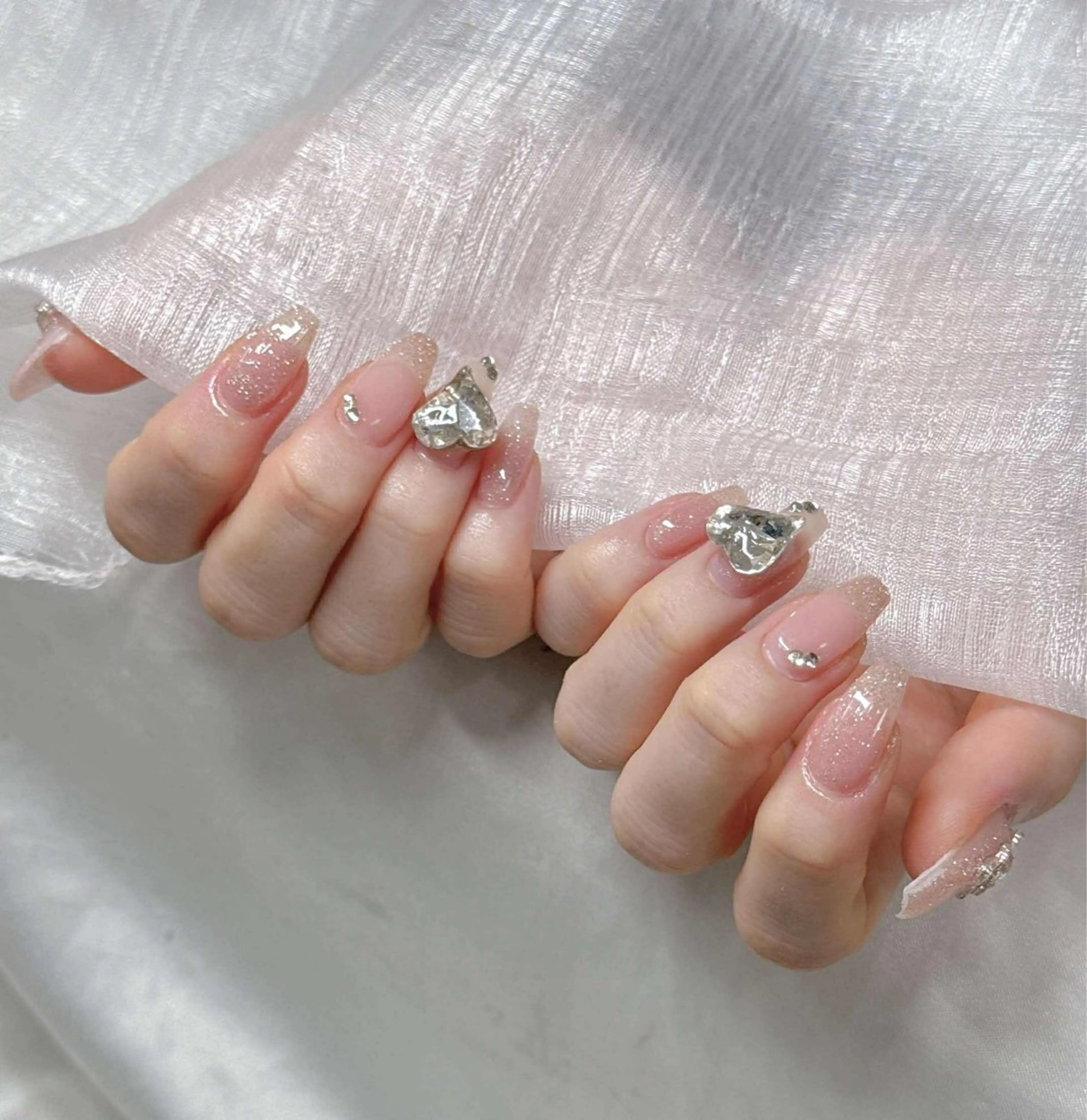 ネイル 長さ出し グラデーション 卒業式 キラキラネイル マグネットネイル ハンドネイル Lee Nailsのネイルデザイン