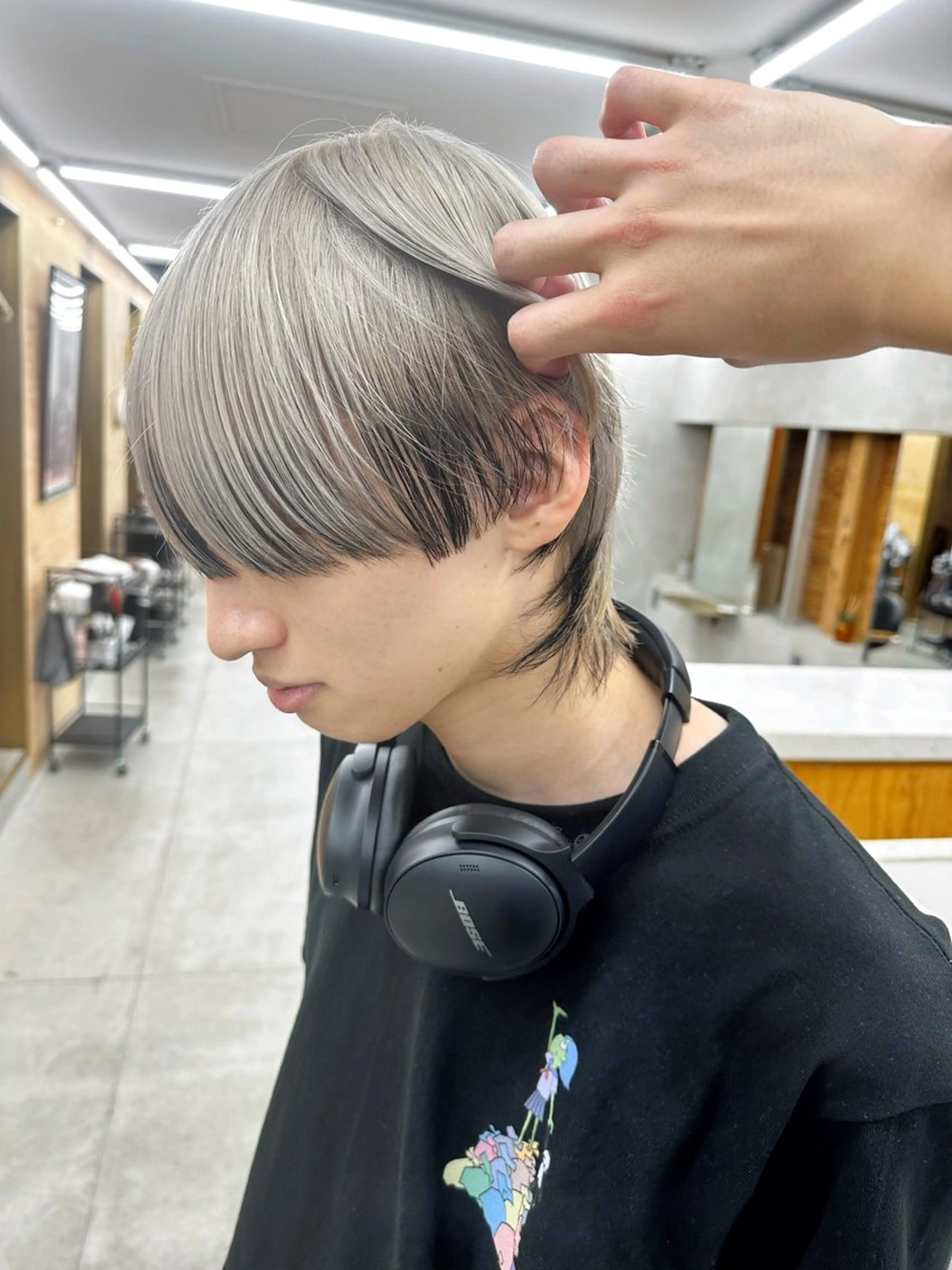 ショート カラー 黒髪 カット ヘアカラー 榛地 渉馬のヘアスタイル