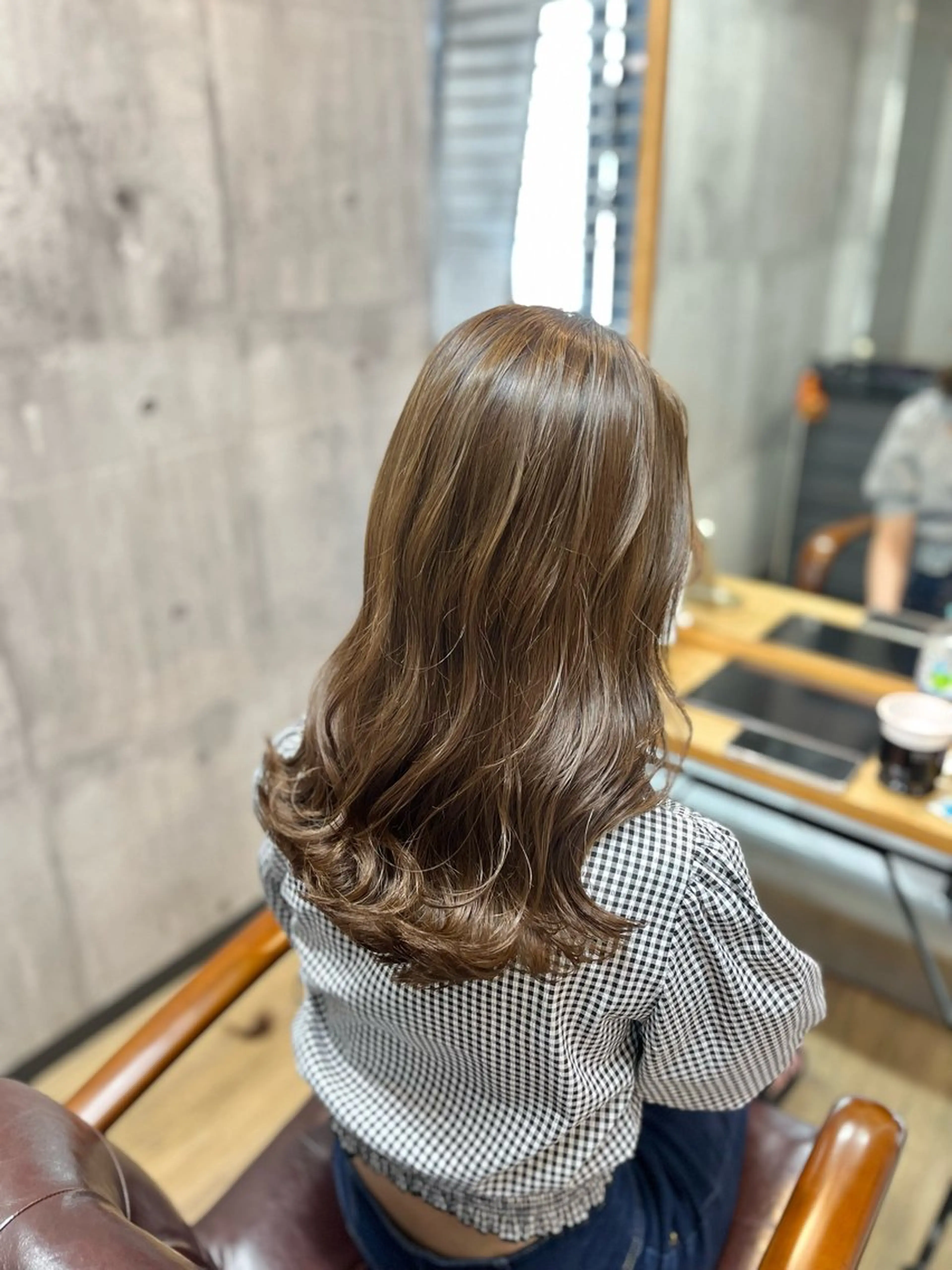 セミロング カラー カット ヘアカラー トリートメント 艶髪🌈ムラカミ サキのヘアスタイル