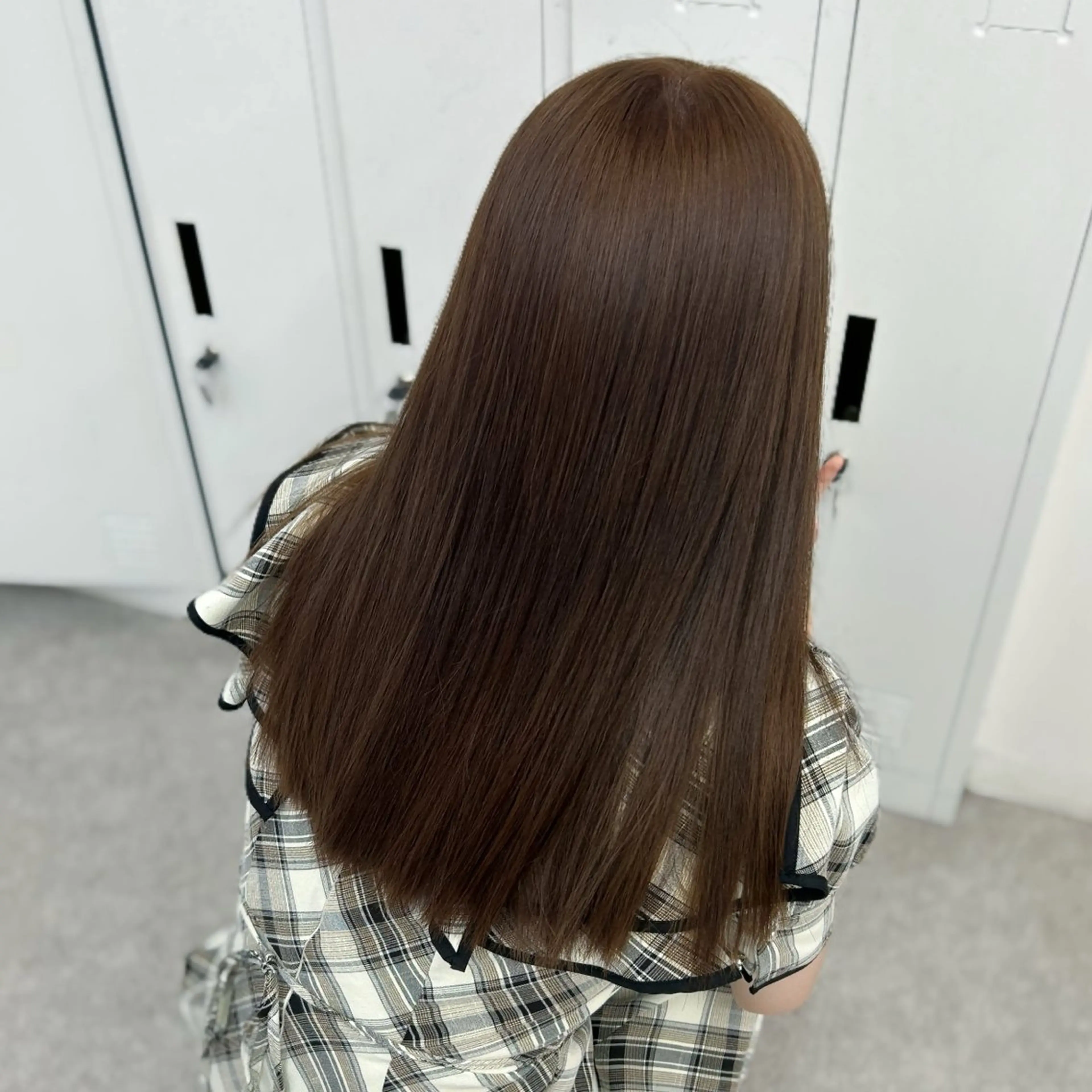 セミロング カラー ベージュカラー ブリーチ ブラウンカラー ブラウンベージュ チョコレートブラウン PELE所属・ミルクティー指名 No.1🎀yuiのヘアスタイル