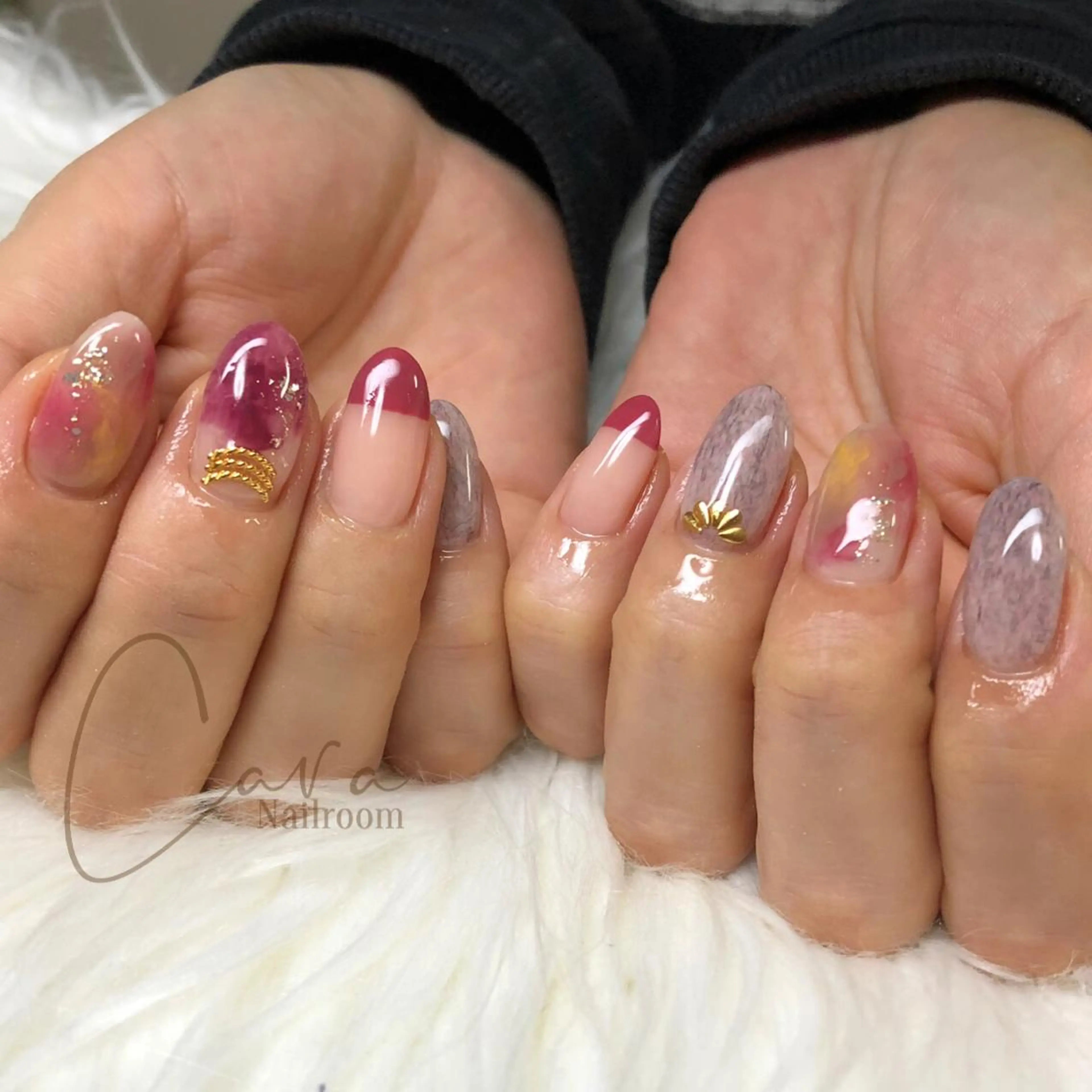 ネイル ハンドネイル instinkt_ Mio Mizunoのネイルデザイン