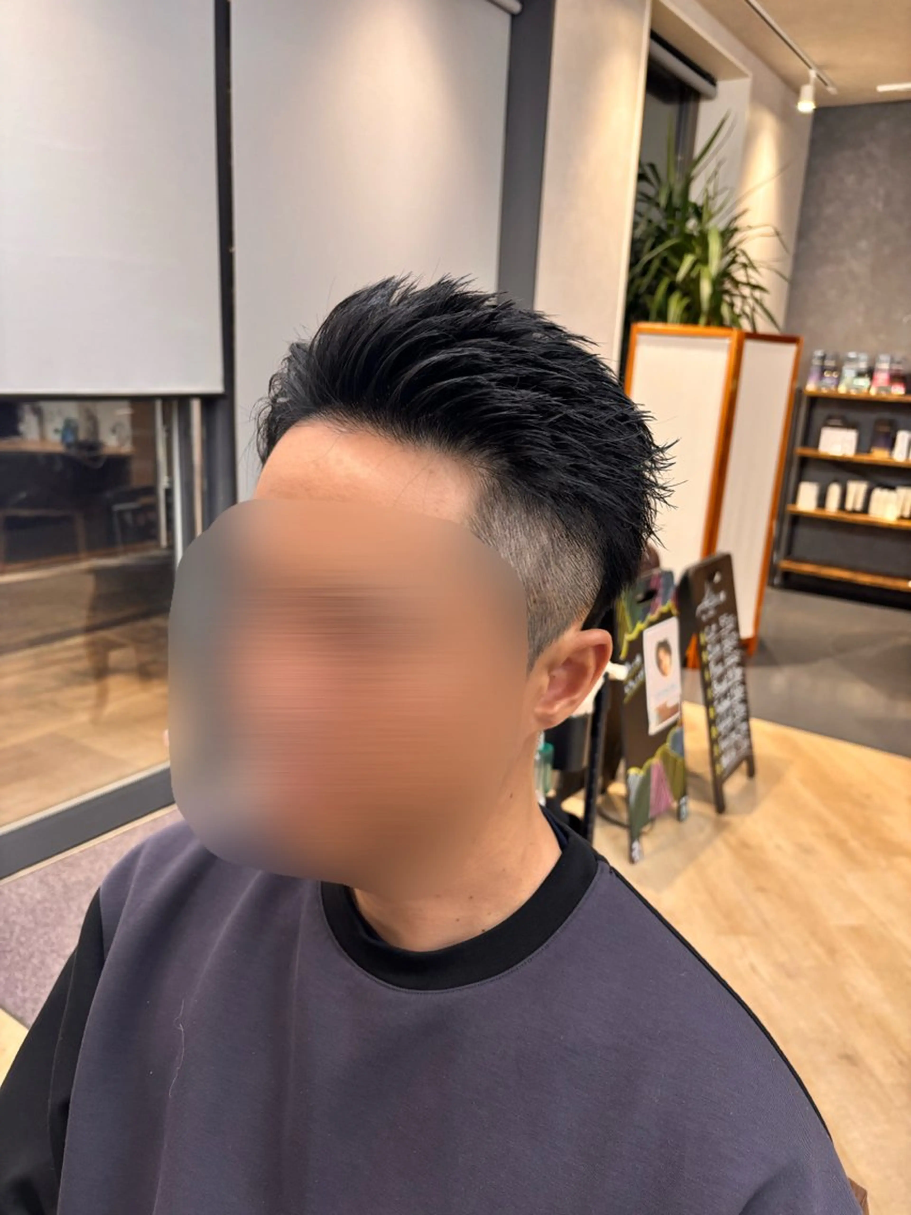 メンズ ツーブロック カット 高橋 唯のヘアスタイル