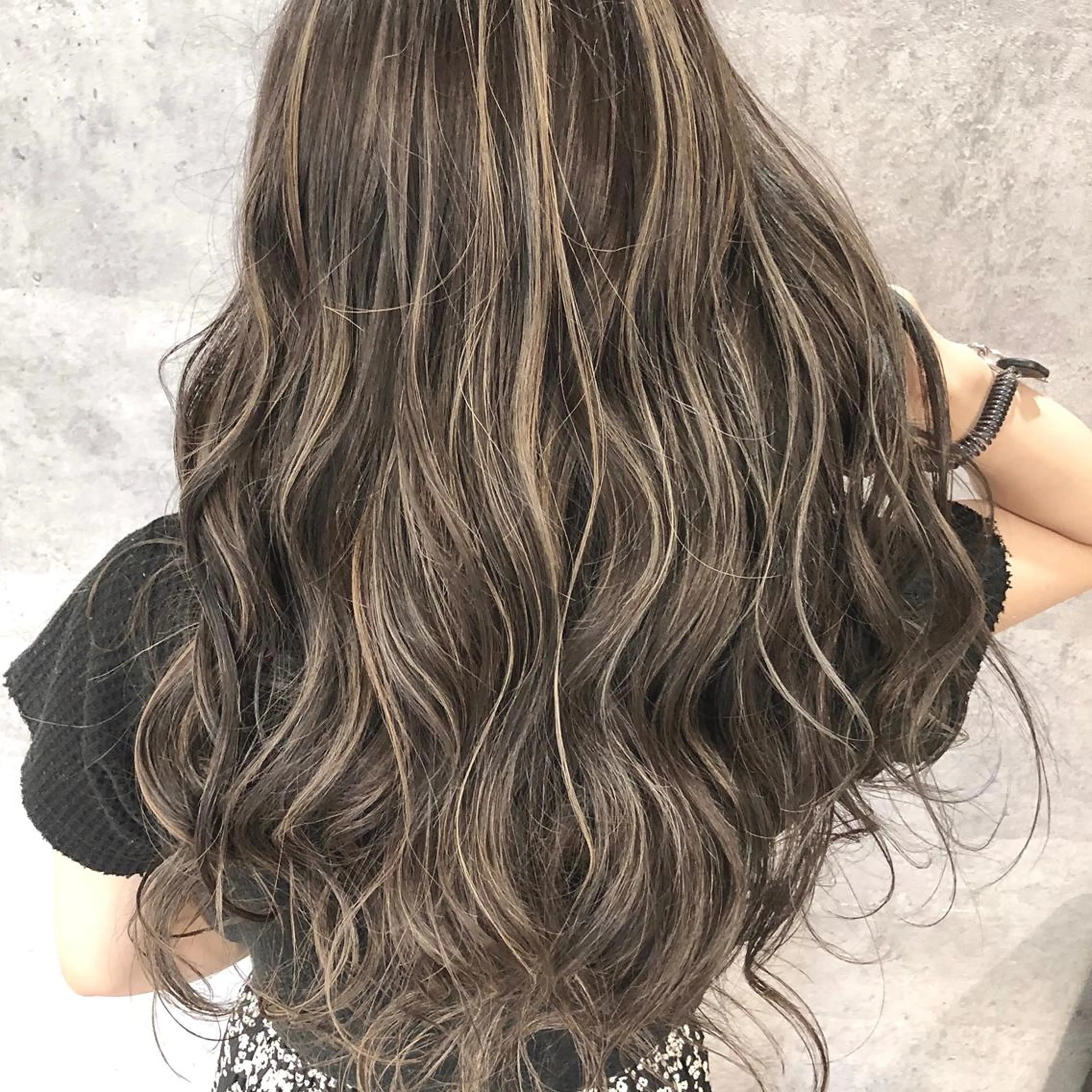 ロング カラー ハイライトカラー ハイライト MiL所属・✨ハイトーン✨ 濱田知孝のヘアスタイル