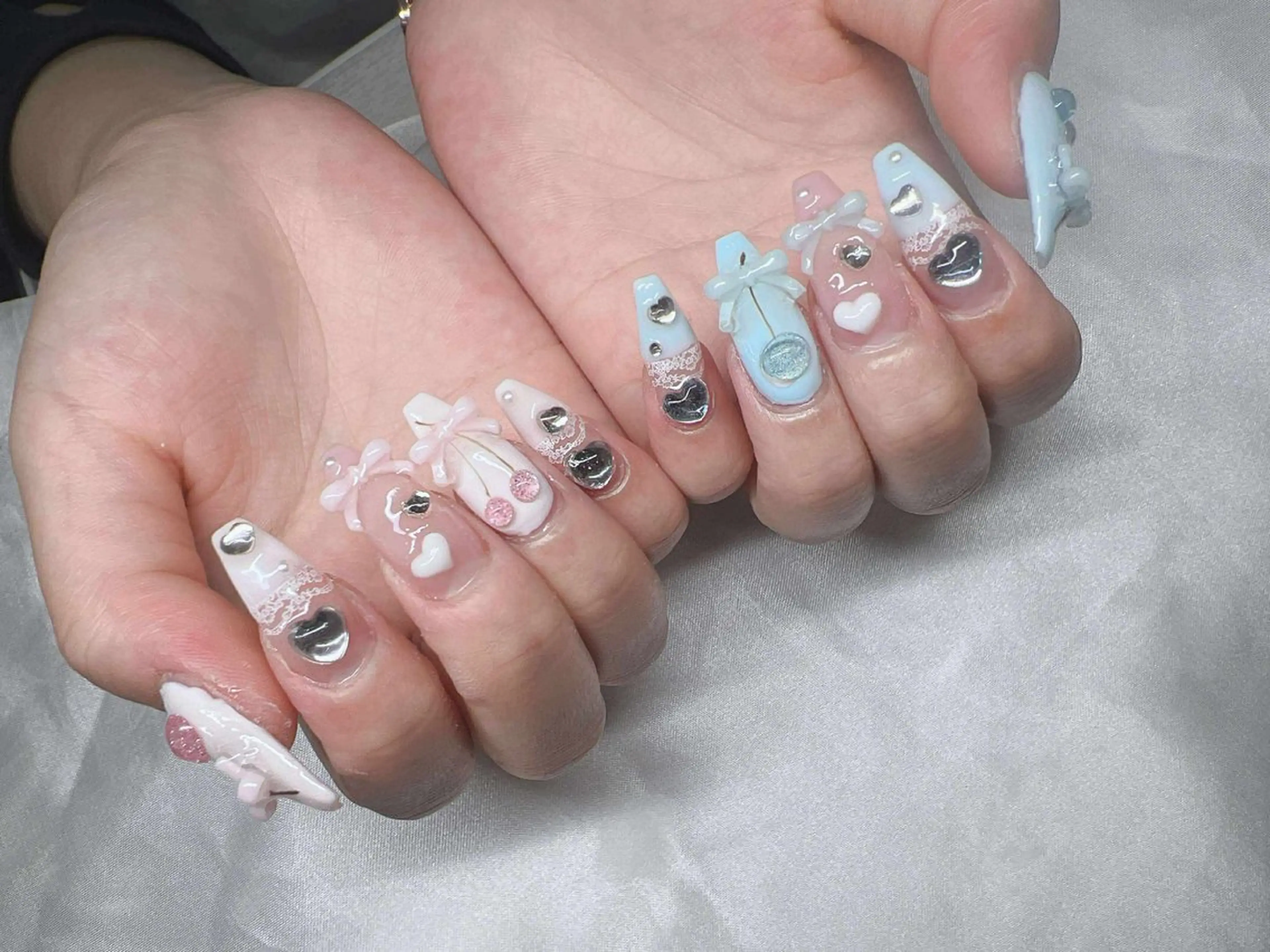 ネイル 長さ出し グラデーション 卒業式 キラキラネイル マグネットネイル ハンドネイル Lee Nailsのネイルデザイン