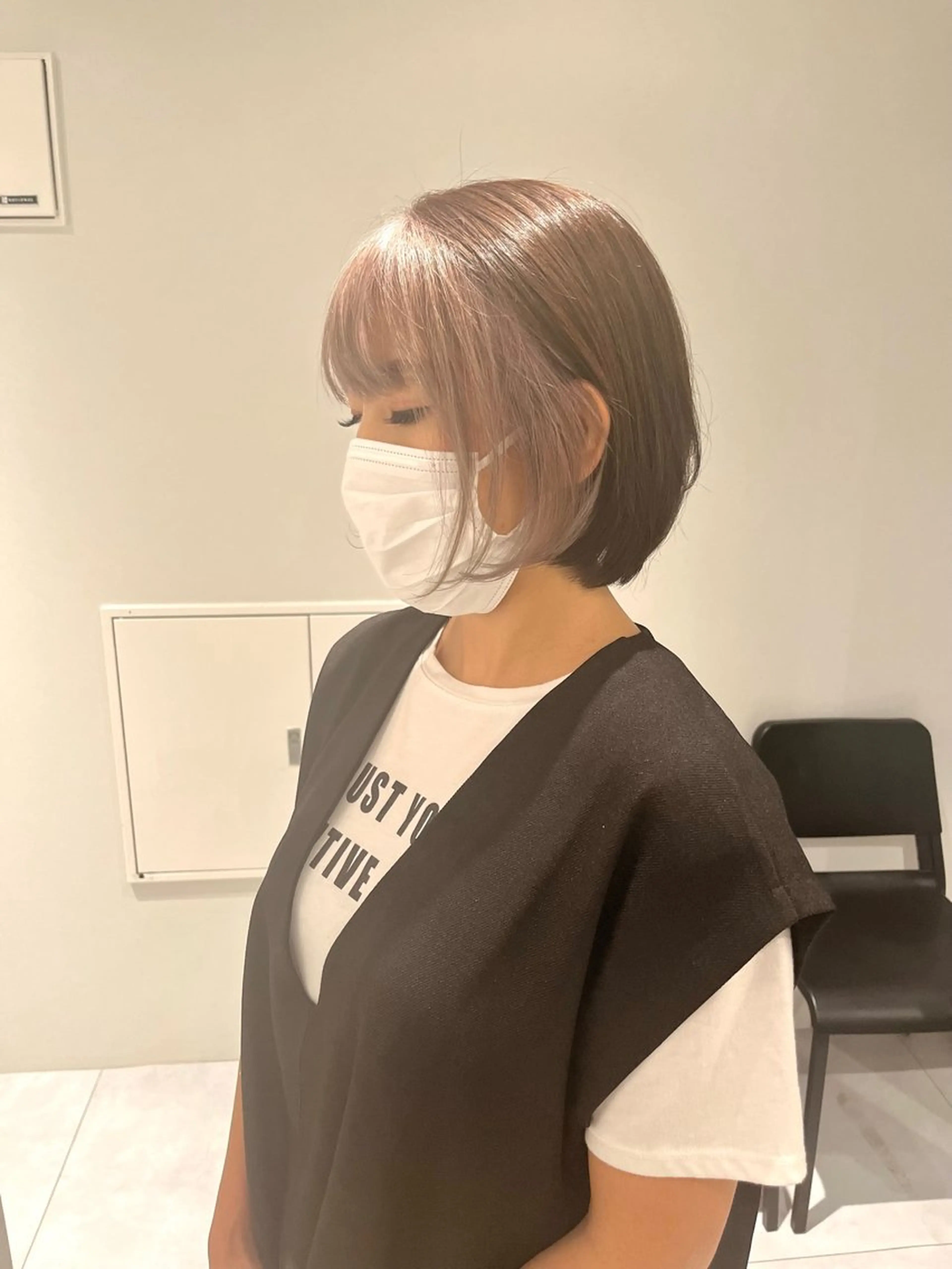ショート カラー ヘアカラー バレイヤージュ ハイライトのヘアスタイル