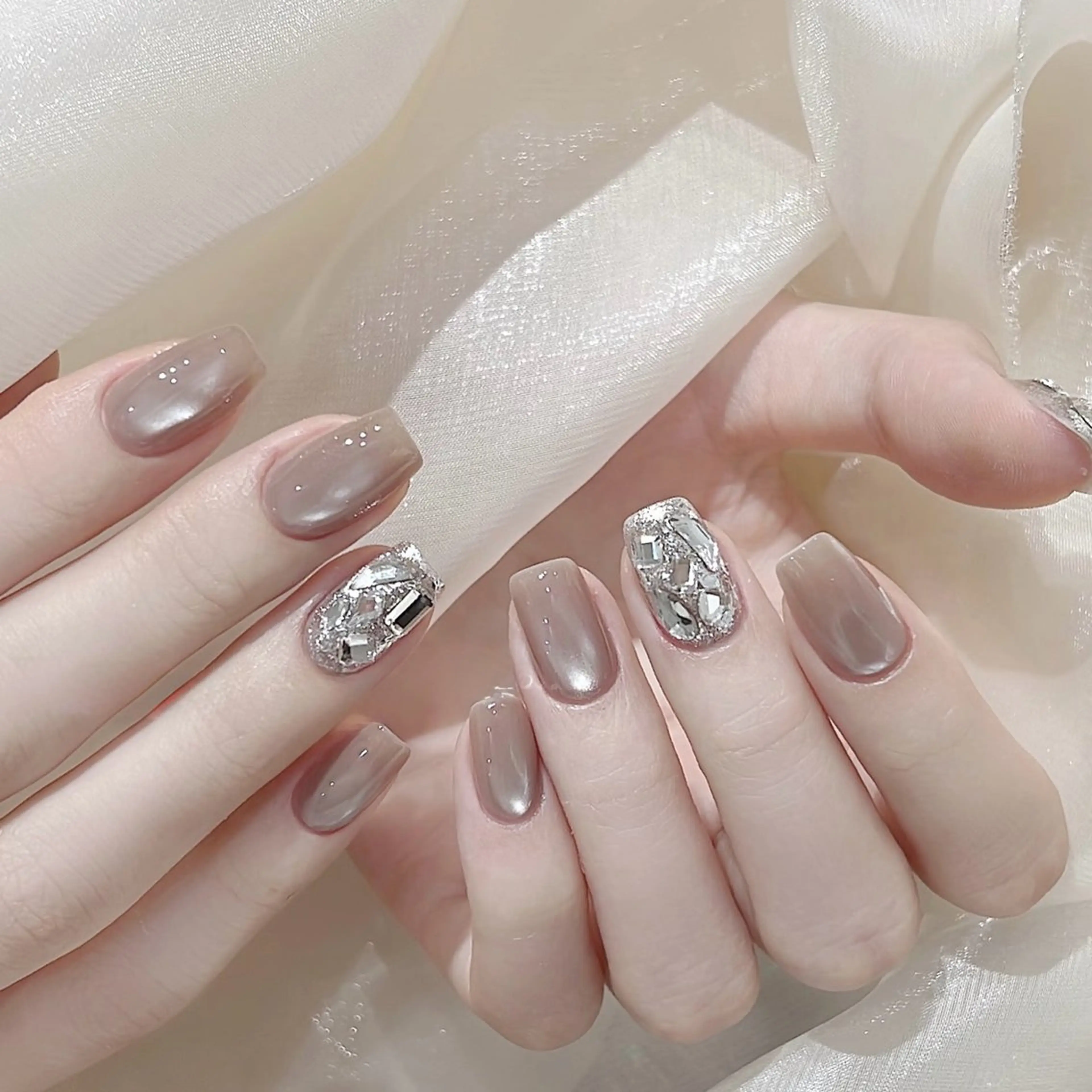 ネイル ハンドネイル Iris  Nail所属・akige akigeのネイルデザイン