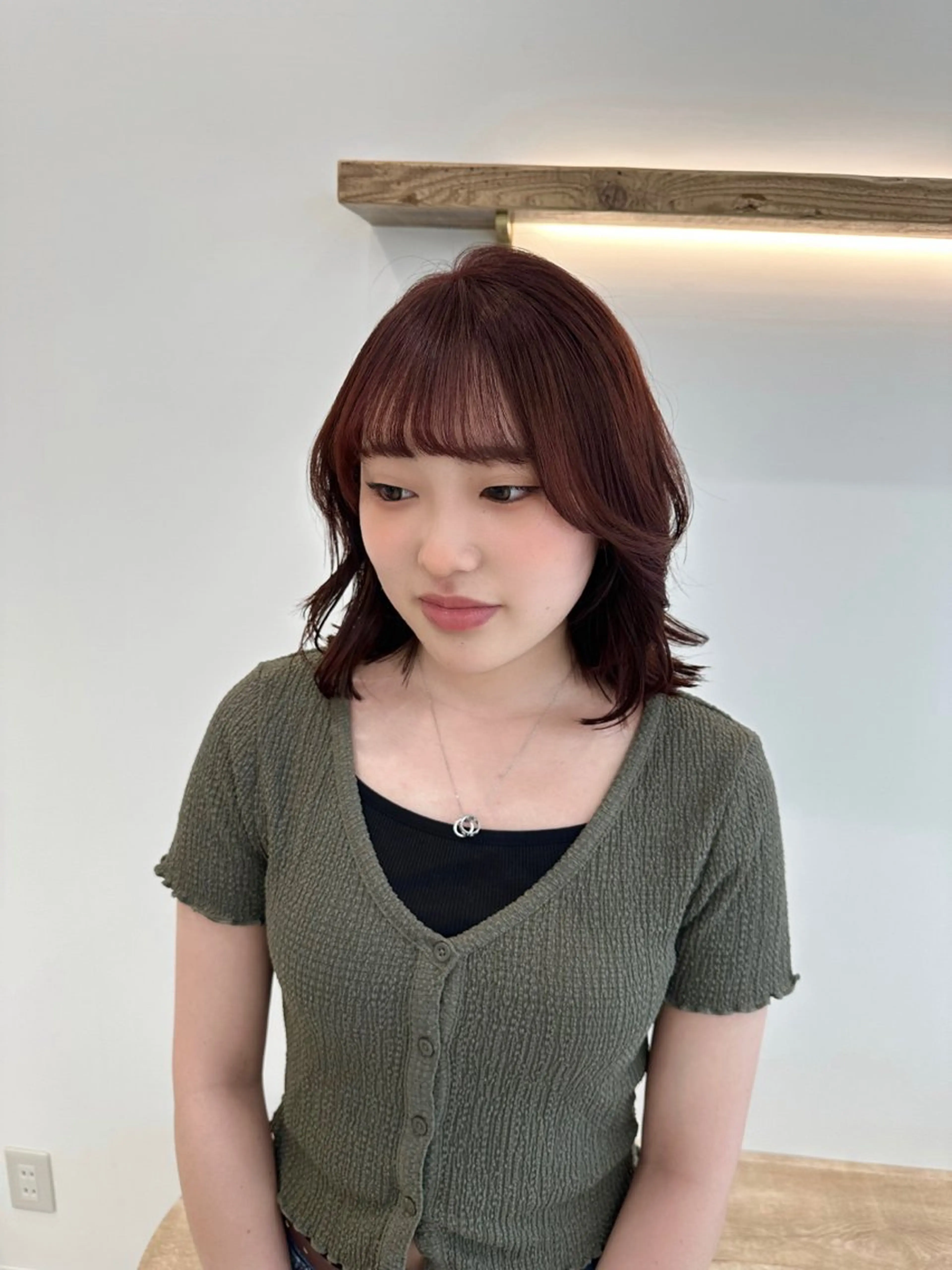 ミディアム Reina レイナのヘアスタイル