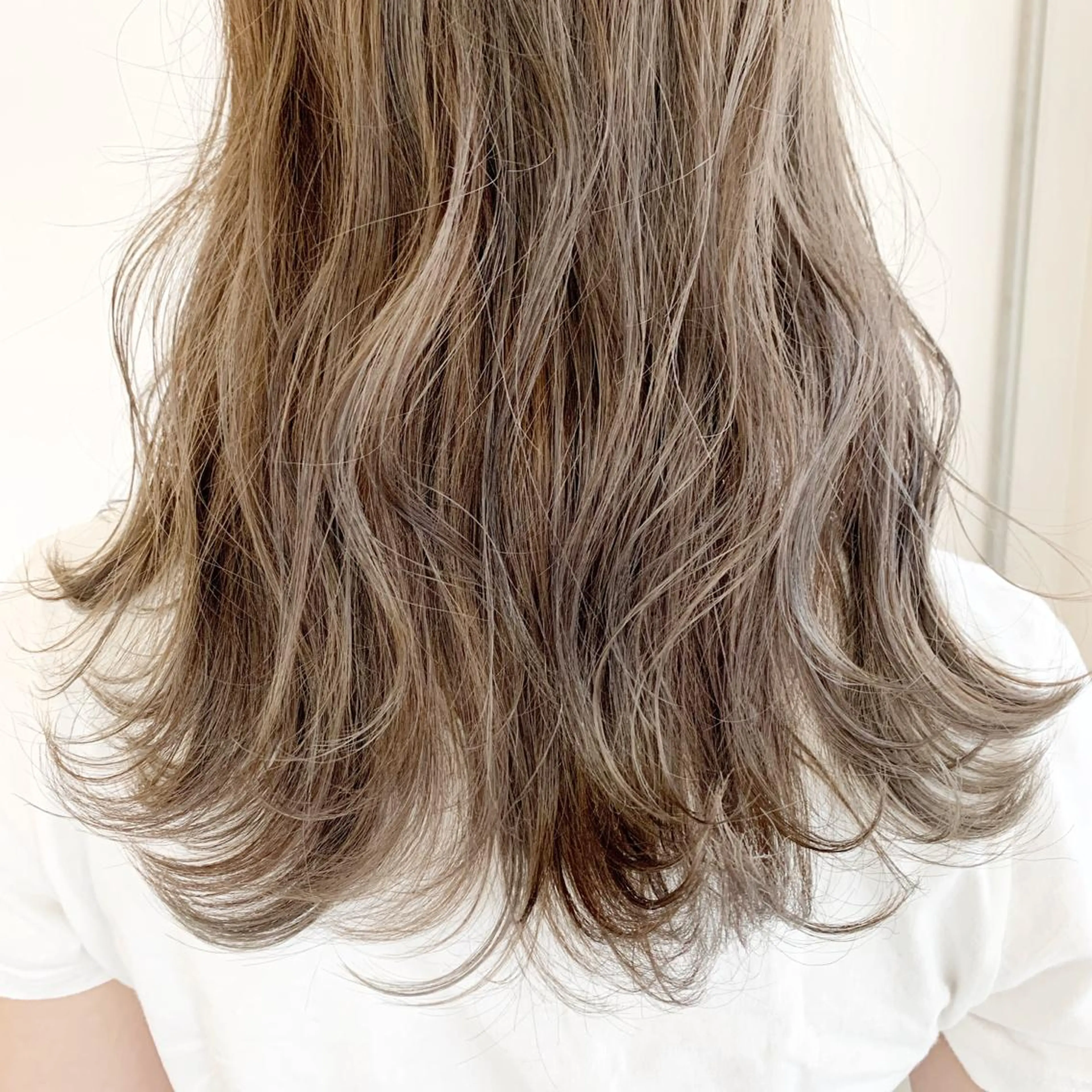 セミロング ハイライト ヘアカラー フリーランス　美容師 cayocoのヘアスタイル