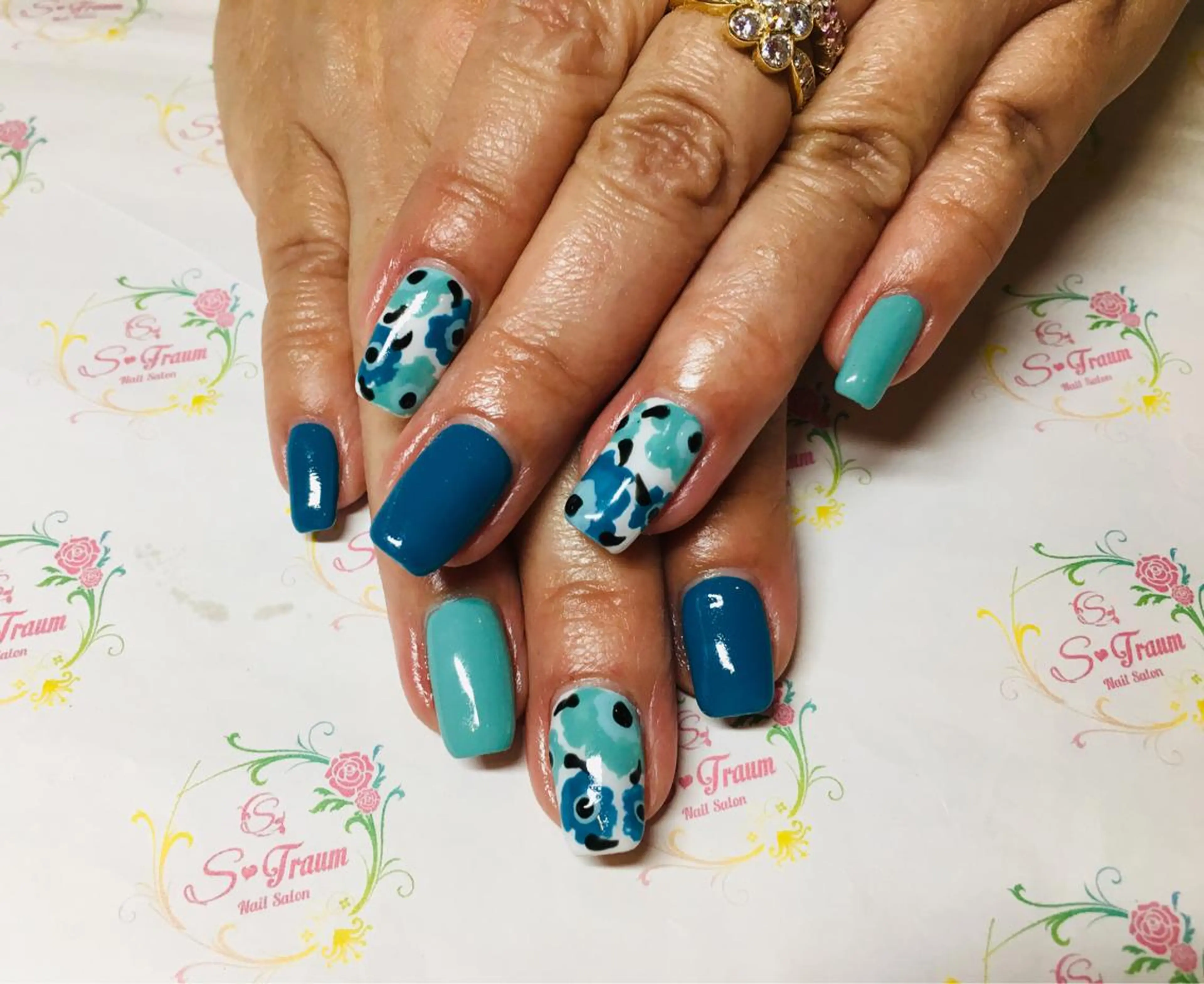 ネイル Nail Salon S-Traum所属・Nail Salon S-Traumのネイルデザイン