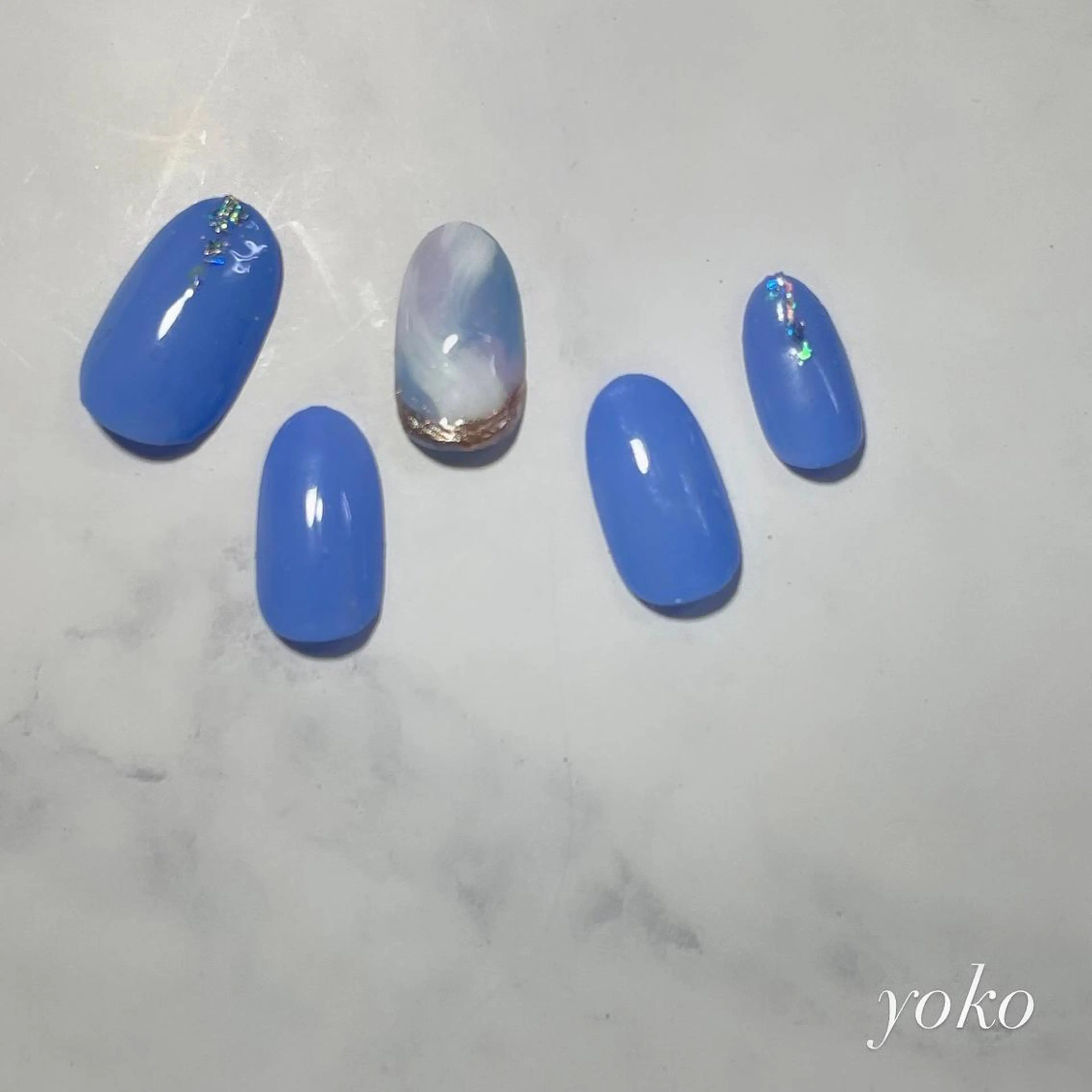 ネイル ハンドネイル Trinity ネイリストスタッフのネイルデザイン