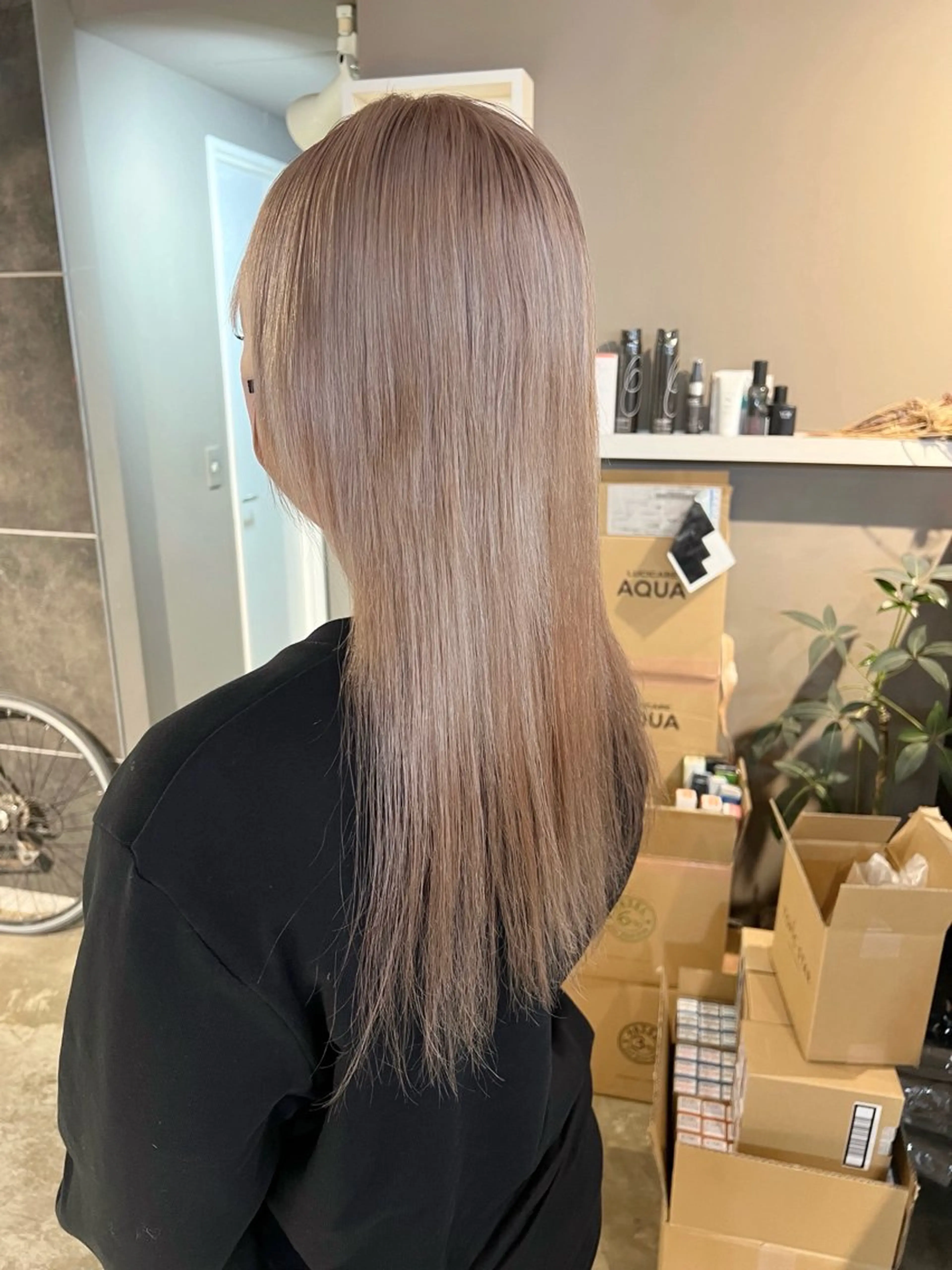 ロング カラー ブリーチ daiki 原宿のヘアスタイル