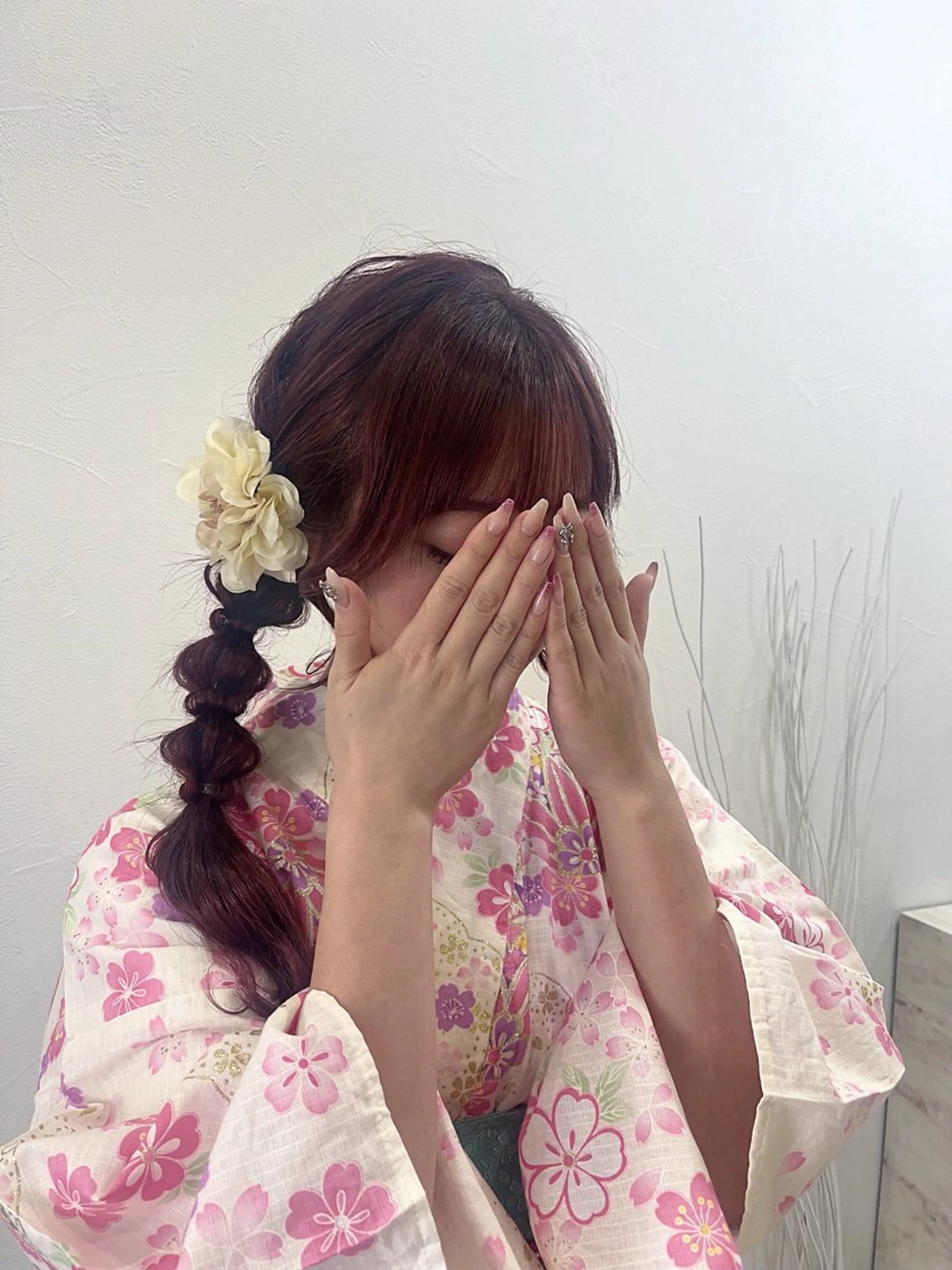 ロング ヘアアレンジ ロング 髪飾り ヘアセット 🦋Yui🦋透明感 /艶カラーのヘアスタイル
