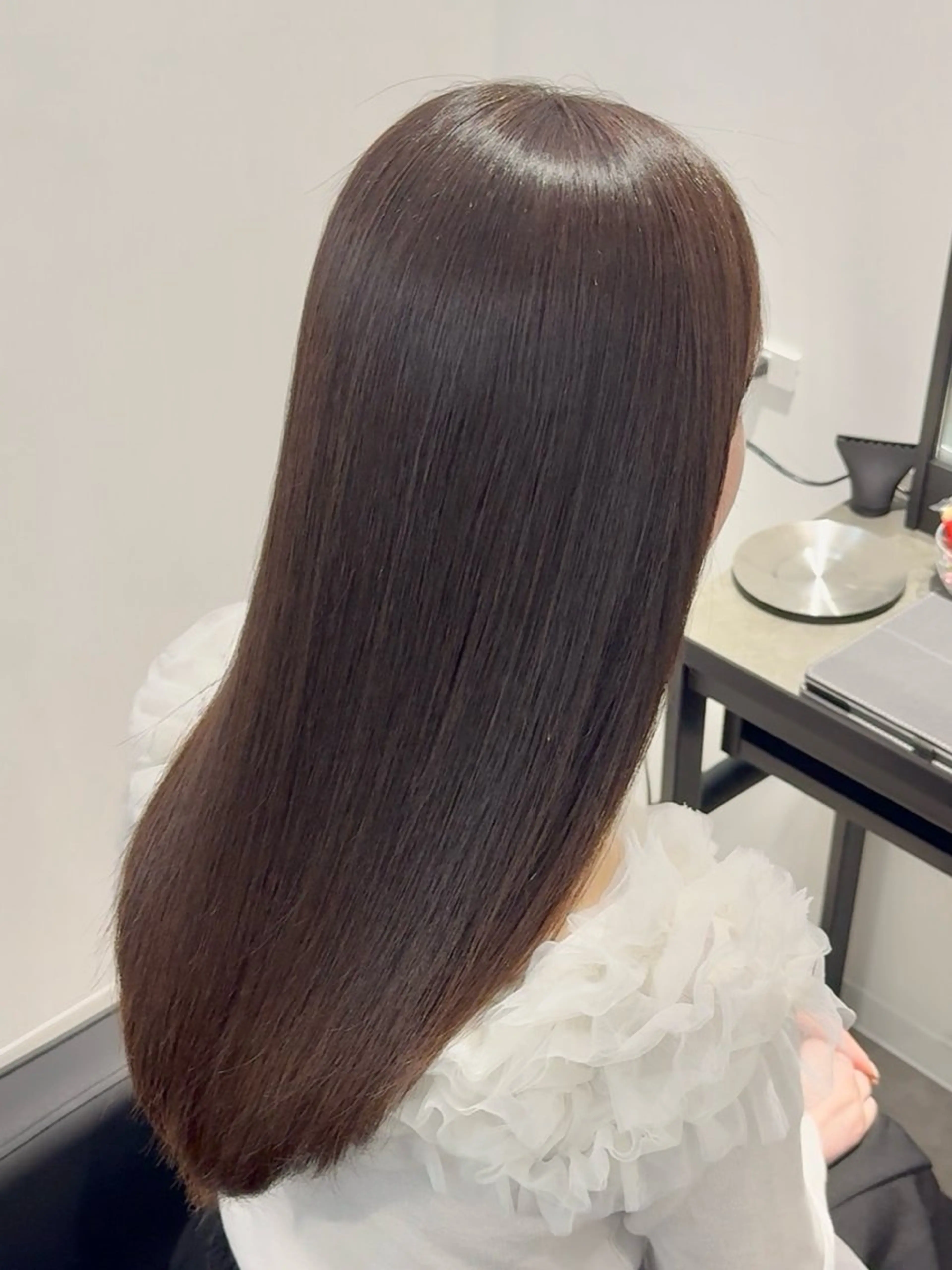 ロング カラー パーマ ヘアアレンジ 縮毛矯正 トリートメント Vel 新宿店所属・美髪矯正/髪質改善 カラー✨️Velのヘアスタイル