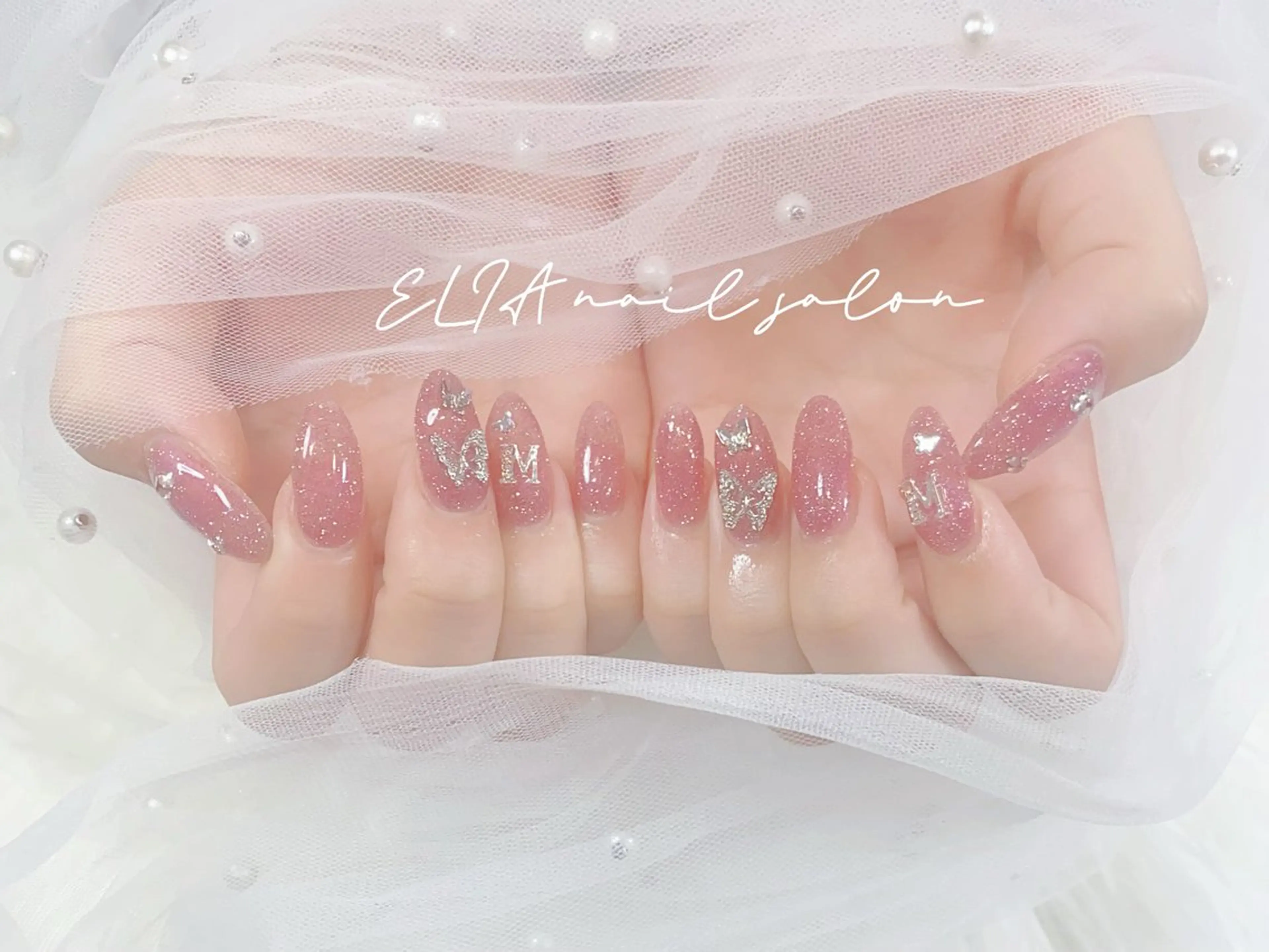 ネイル チークネイル 長さ出し グラデーション ラメ(グリッター) ラメグラデーション ELIA【エリア】 nailsalonのネイルデザイン