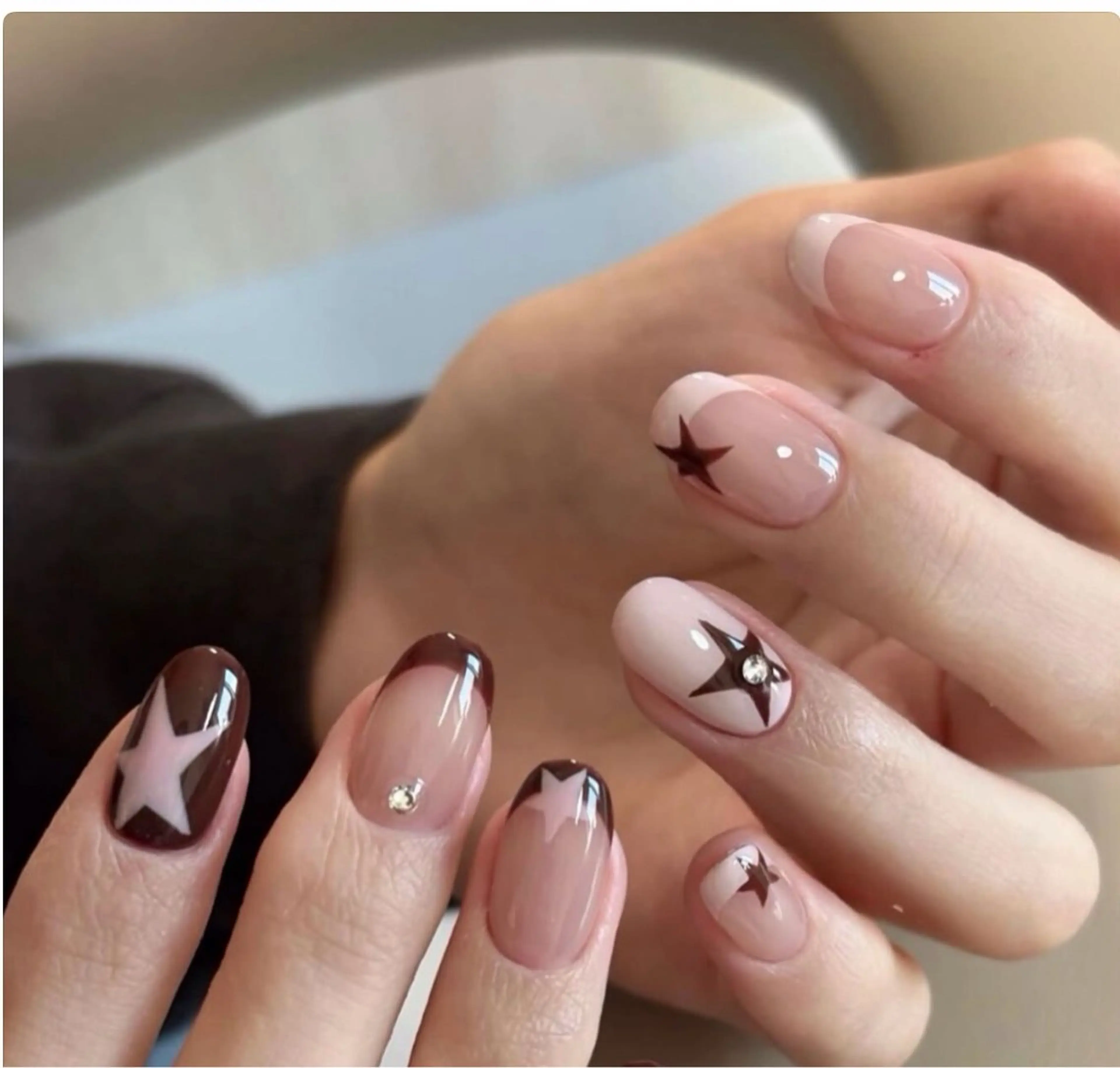 ネイル アートネイル ジェルネイル グラデーション マグネットネイル ニュアンスネイル ハンドネイル Ryu Nail Studio所属・Ryu Nail 新大久保のネイルデザイン