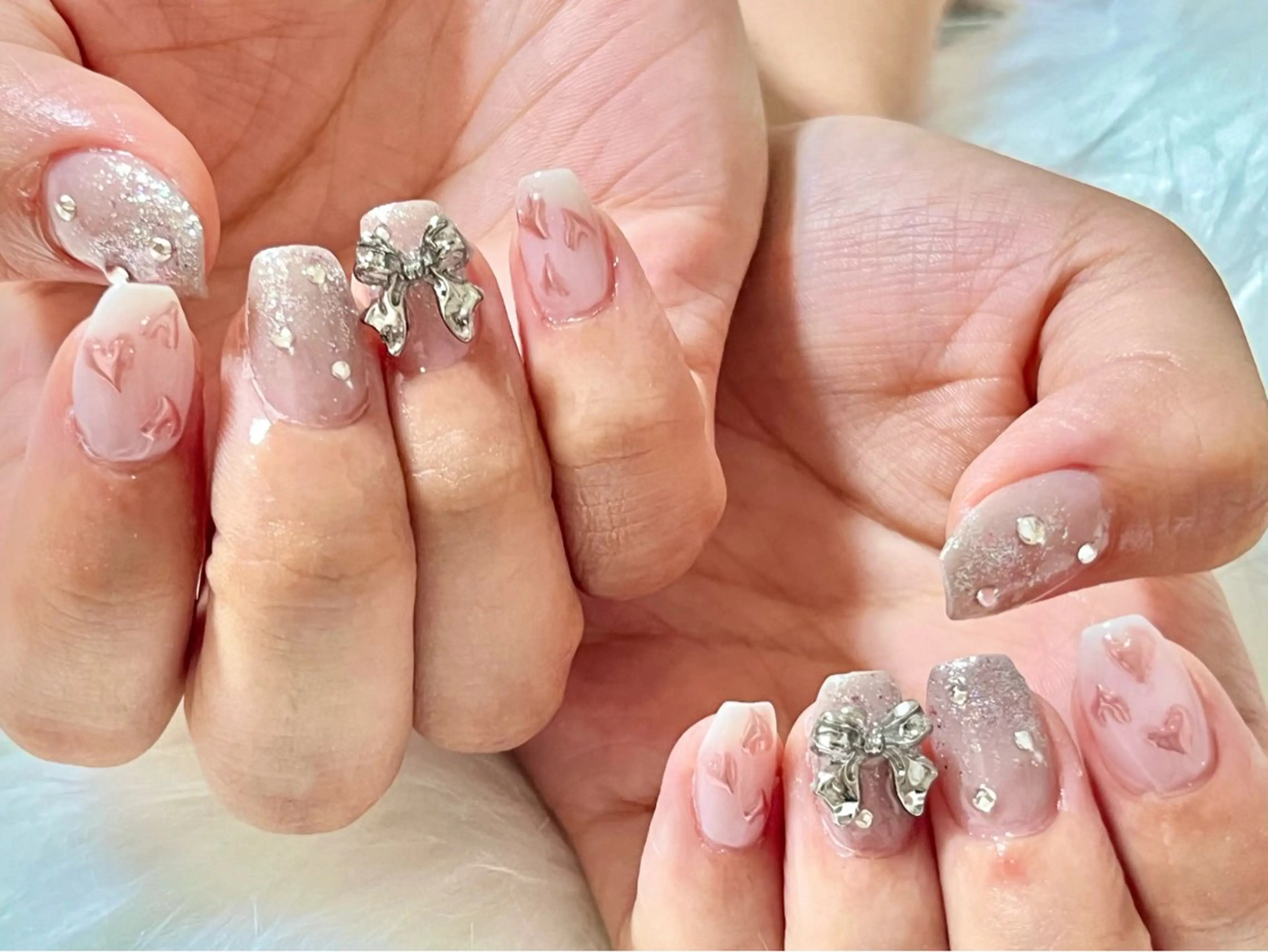 ネイル hohomi .のネイルデザイン