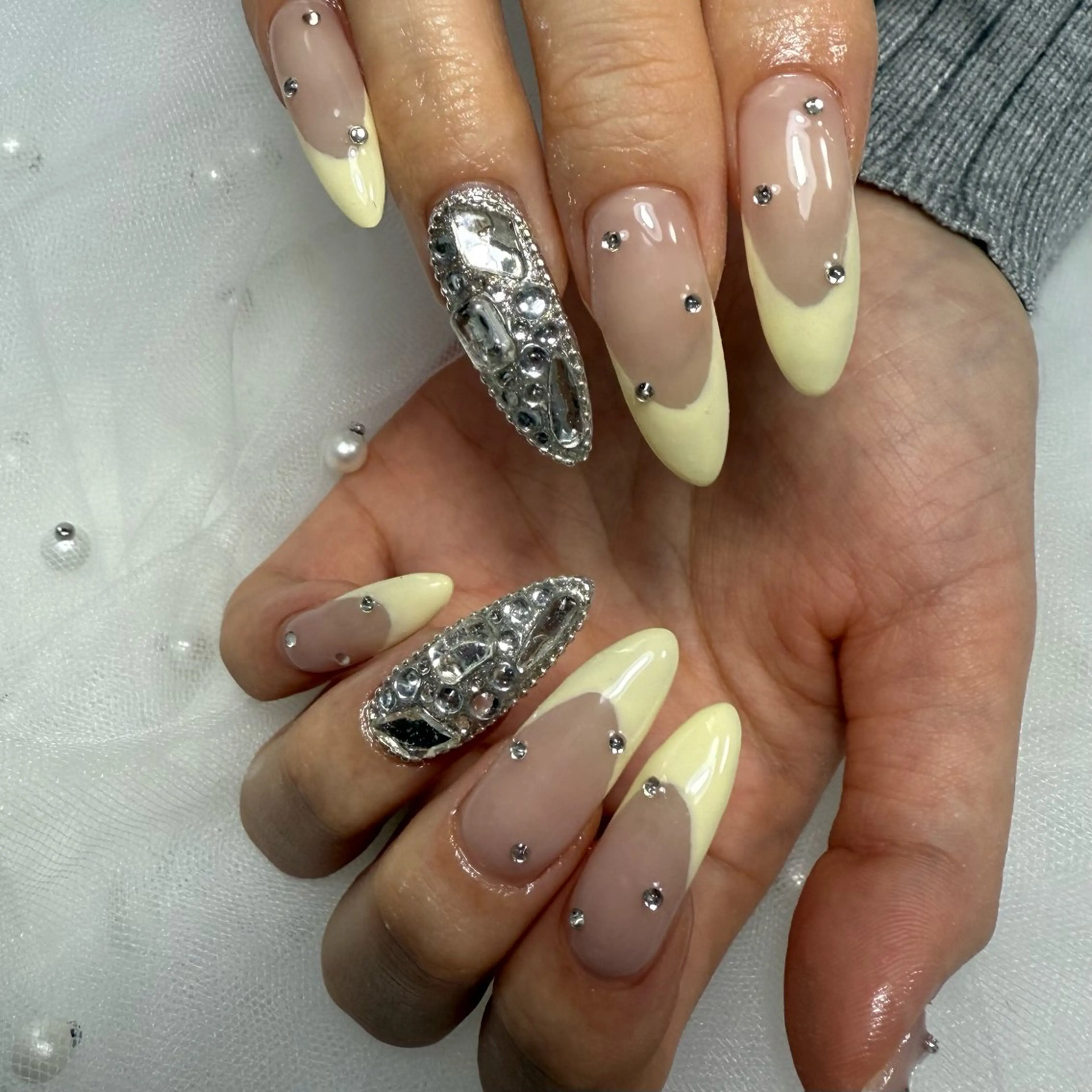 ネイル 長さ出し フレンチネイル ハンドネイル L'ino nailのネイルデザイン