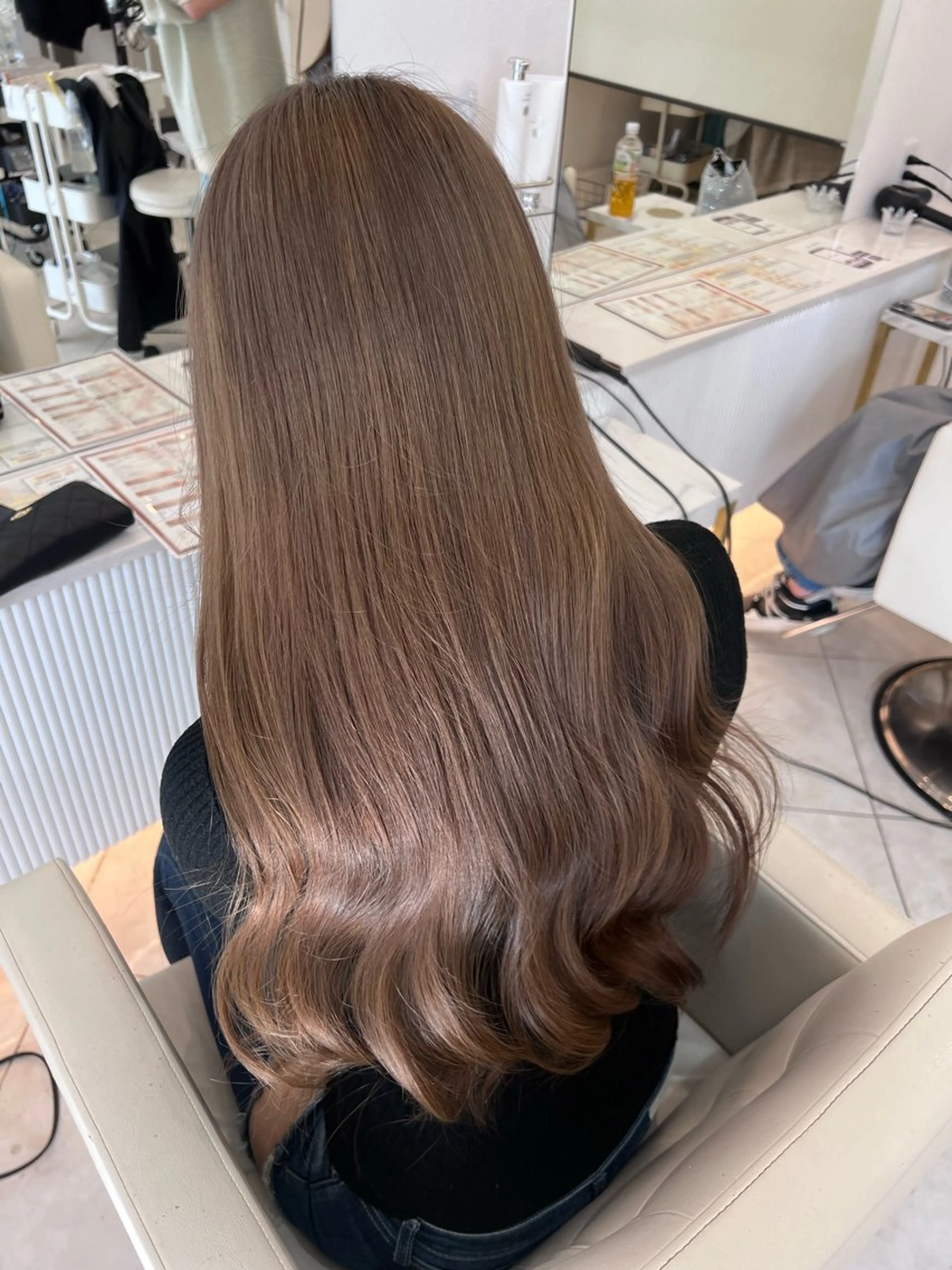 ロング カラー ブリーチ ハイトーンカラー 髪質改善 トリートメント ヘアカラー トリートメント 高野 慧成のヘアスタイル