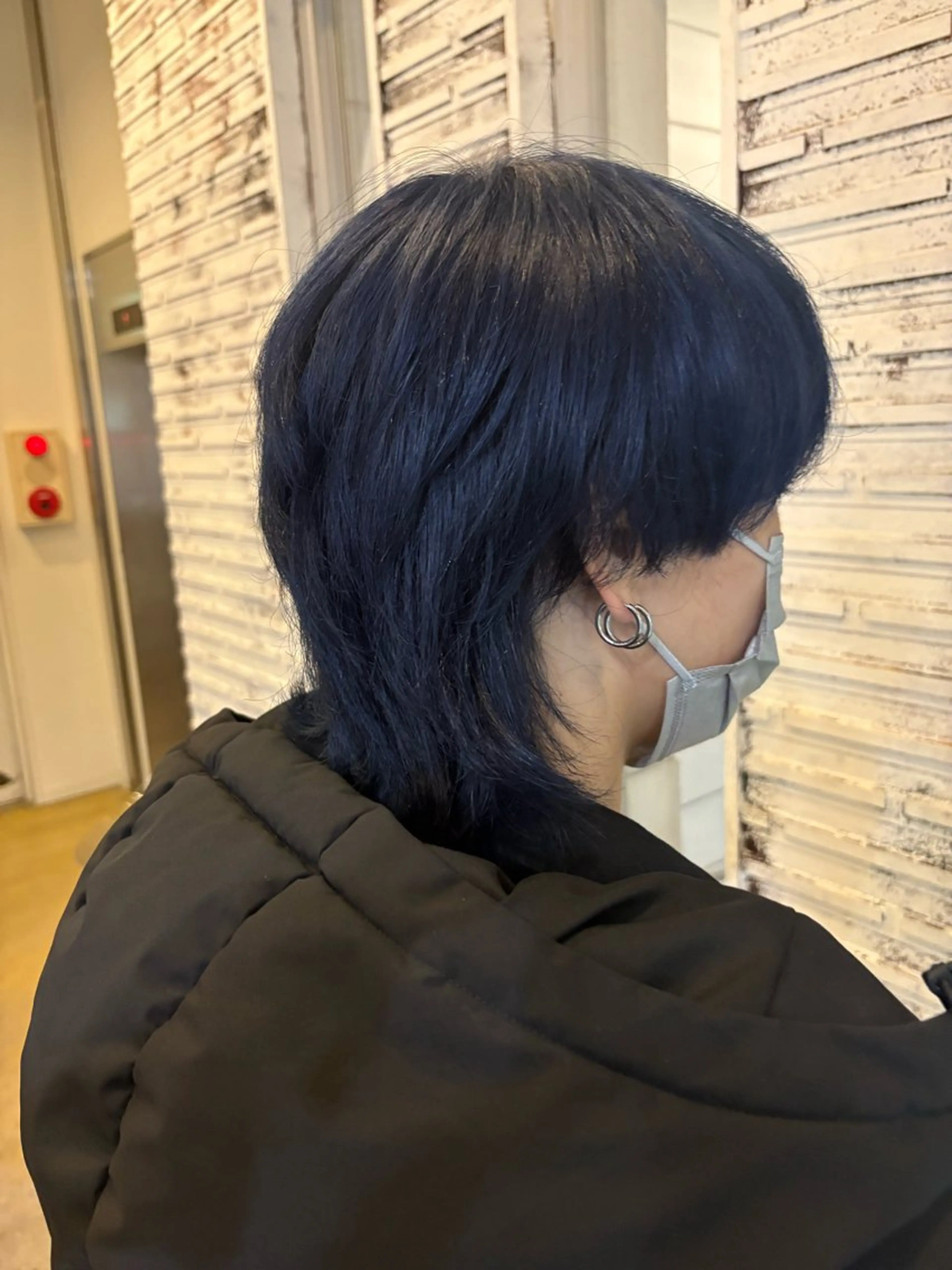カラー メンズ メンズブリーチ 黒髪 ブリーチ ブルーカラー ブルーブラック ヘアカラー ✨艶ブリーチカラー✨ 酸性ストレート光太郎のヘアスタイル