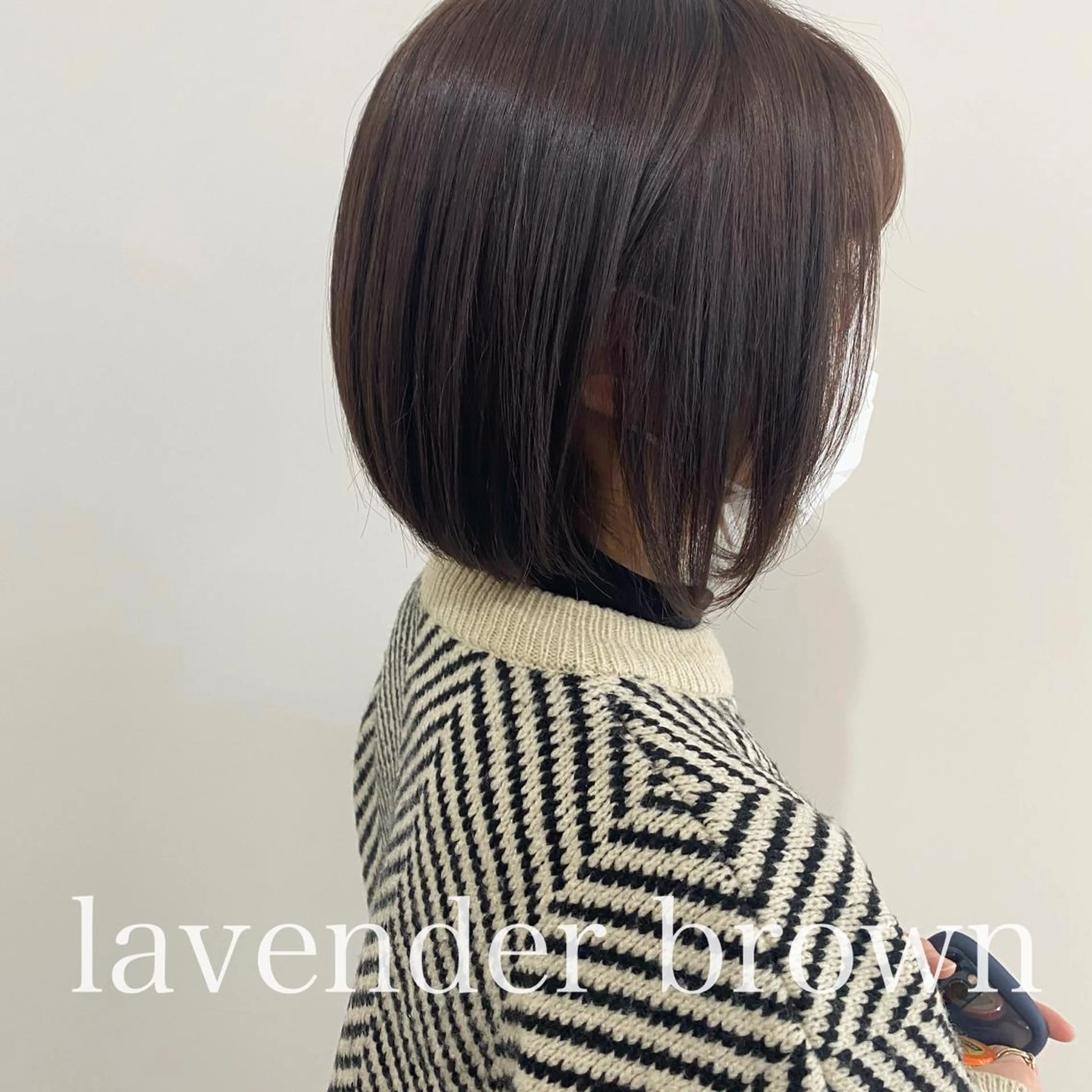 ミディアム ラベンダーブラウン 川野 彩海のヘアスタイル