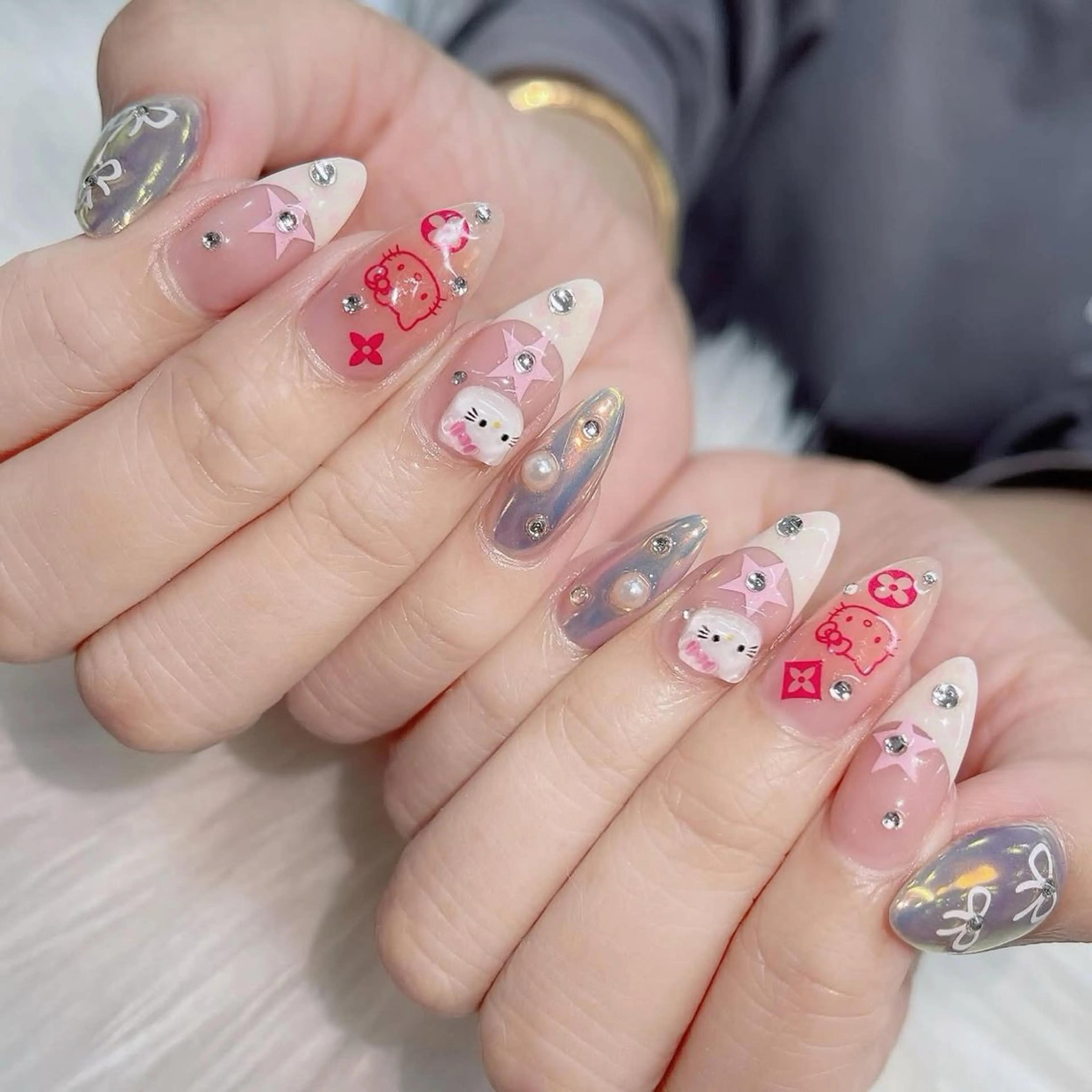 ネイル ハンドネイル ハンドケア Nova Nail Nambaのネイルデザイン