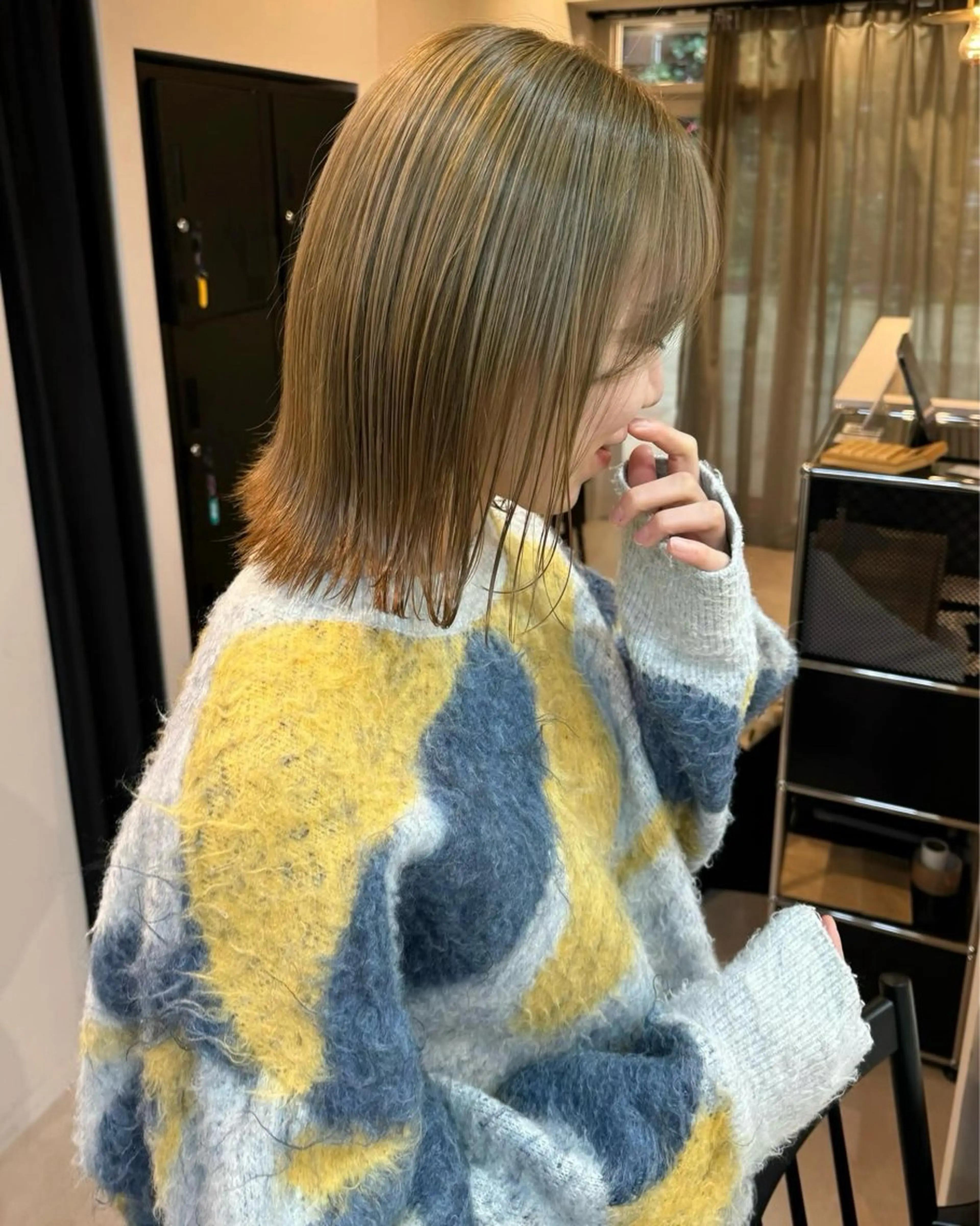 ミディアム shiomi H TARUMI森　彩華のヘアスタイル