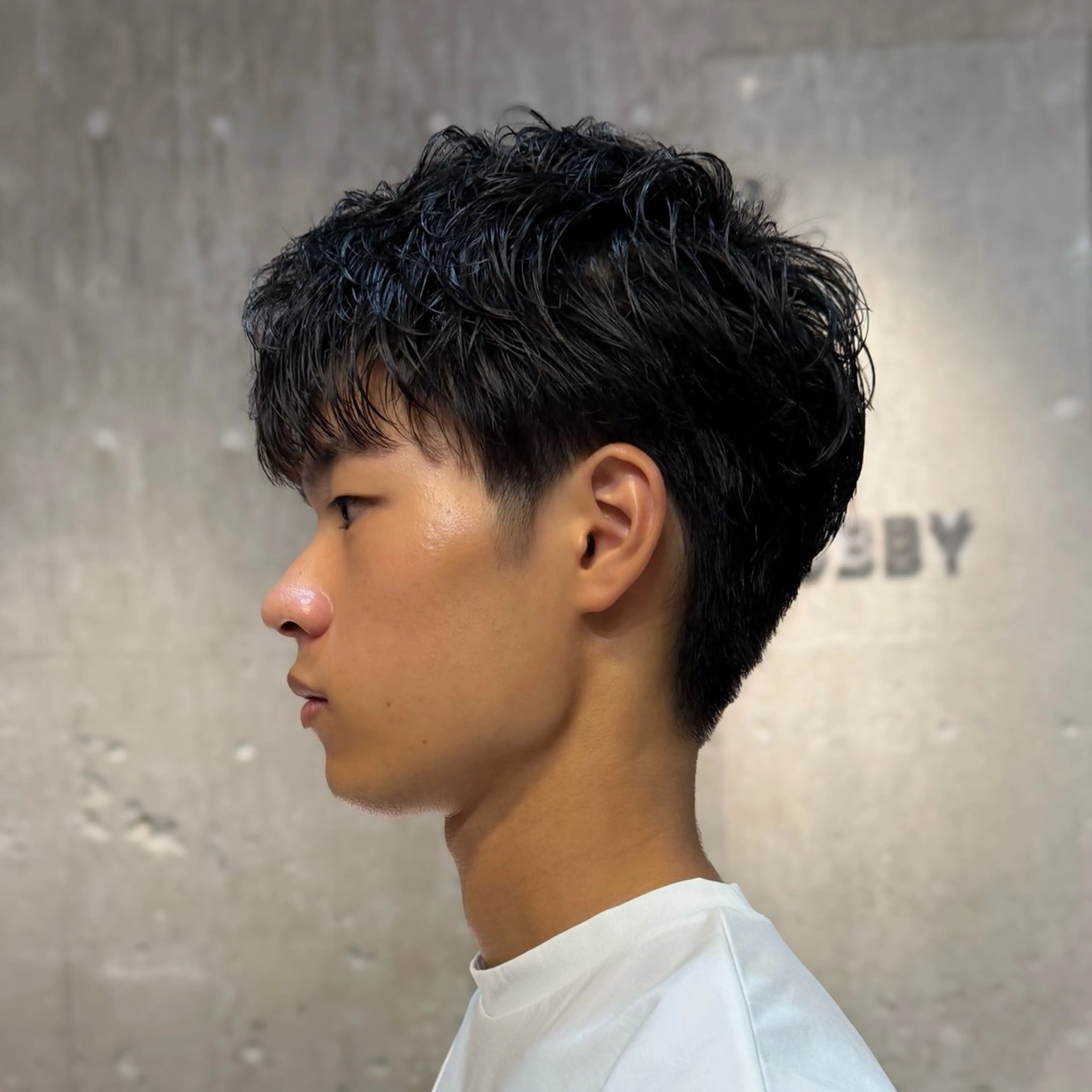 ショート ROBBY表参道所属・木村【ショート/ 耳だしショート】のヘアスタイル