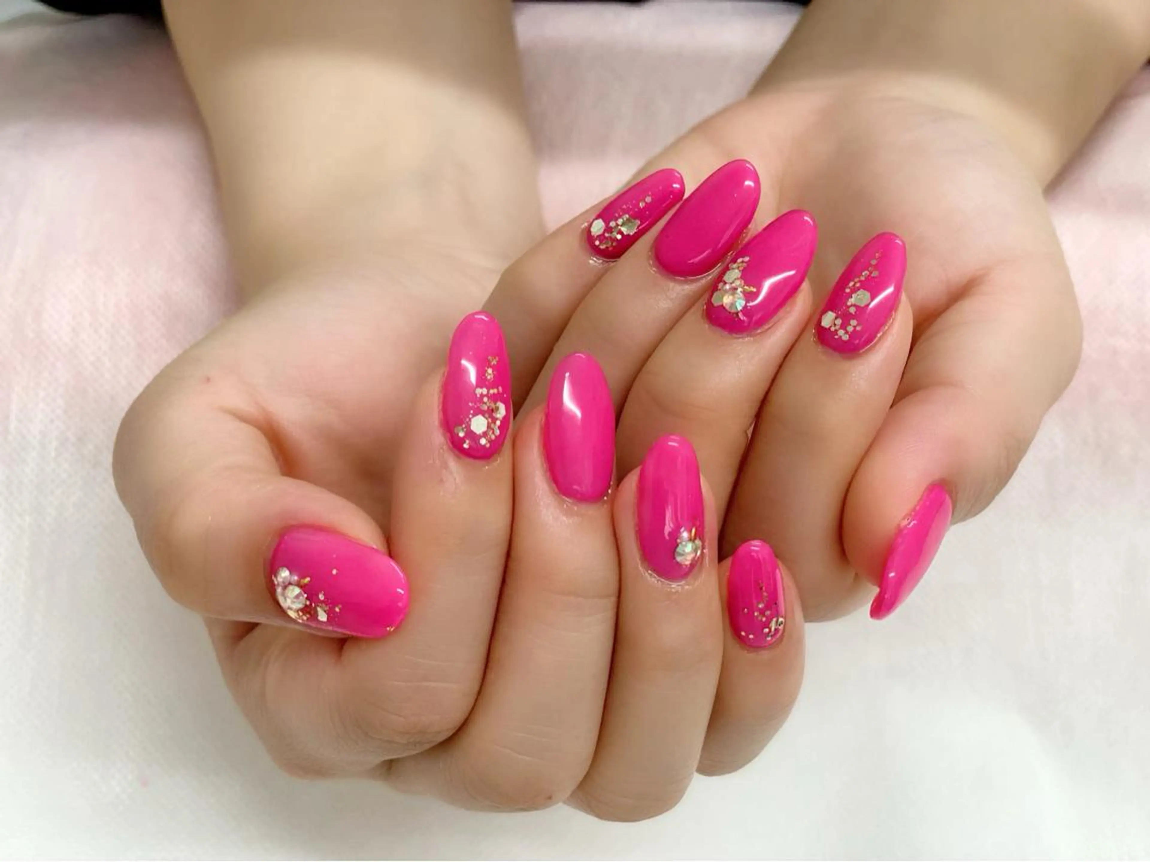 ネイル ハンドネイル 武藤 千裕のエステ・リラクイメージ