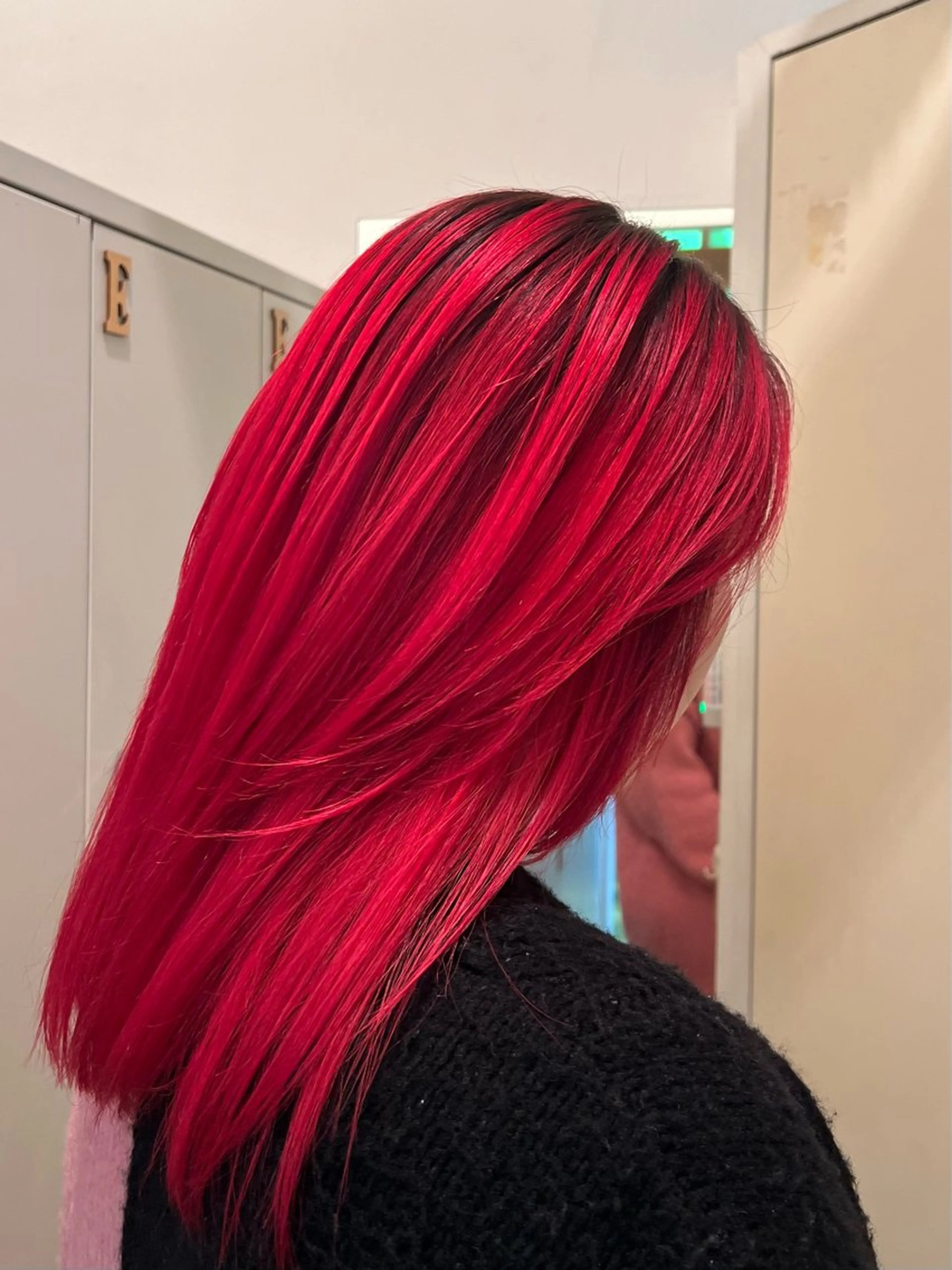 セミロング カラー ヘアカラー トリートメント 渡邊 海里のヘアスタイル