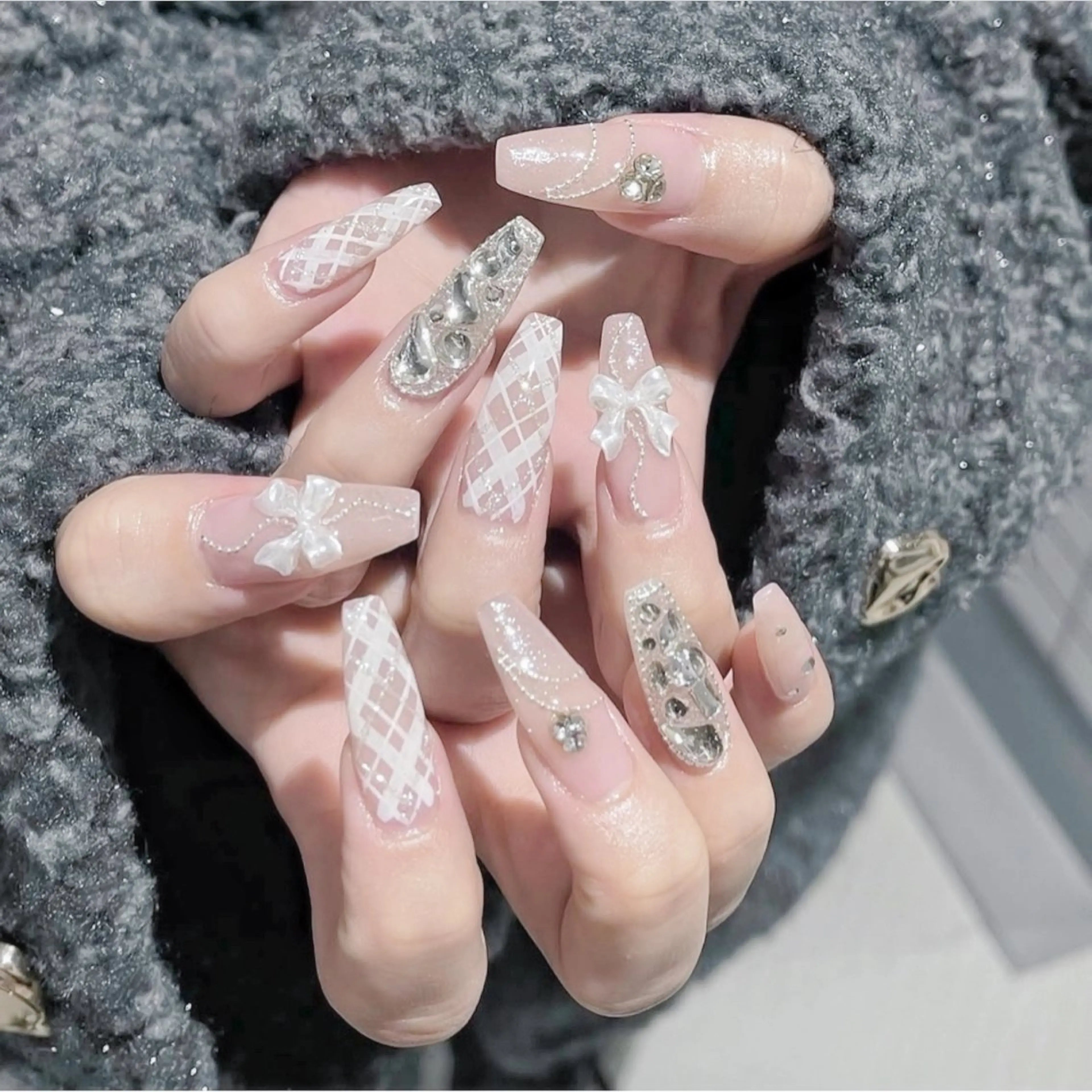 ネイル アニマル柄 オーロラネイル チークネイル フラッシュネイル ジェルネイル ハンドネイル Lina所属・Hina Nailのネイルデザイン