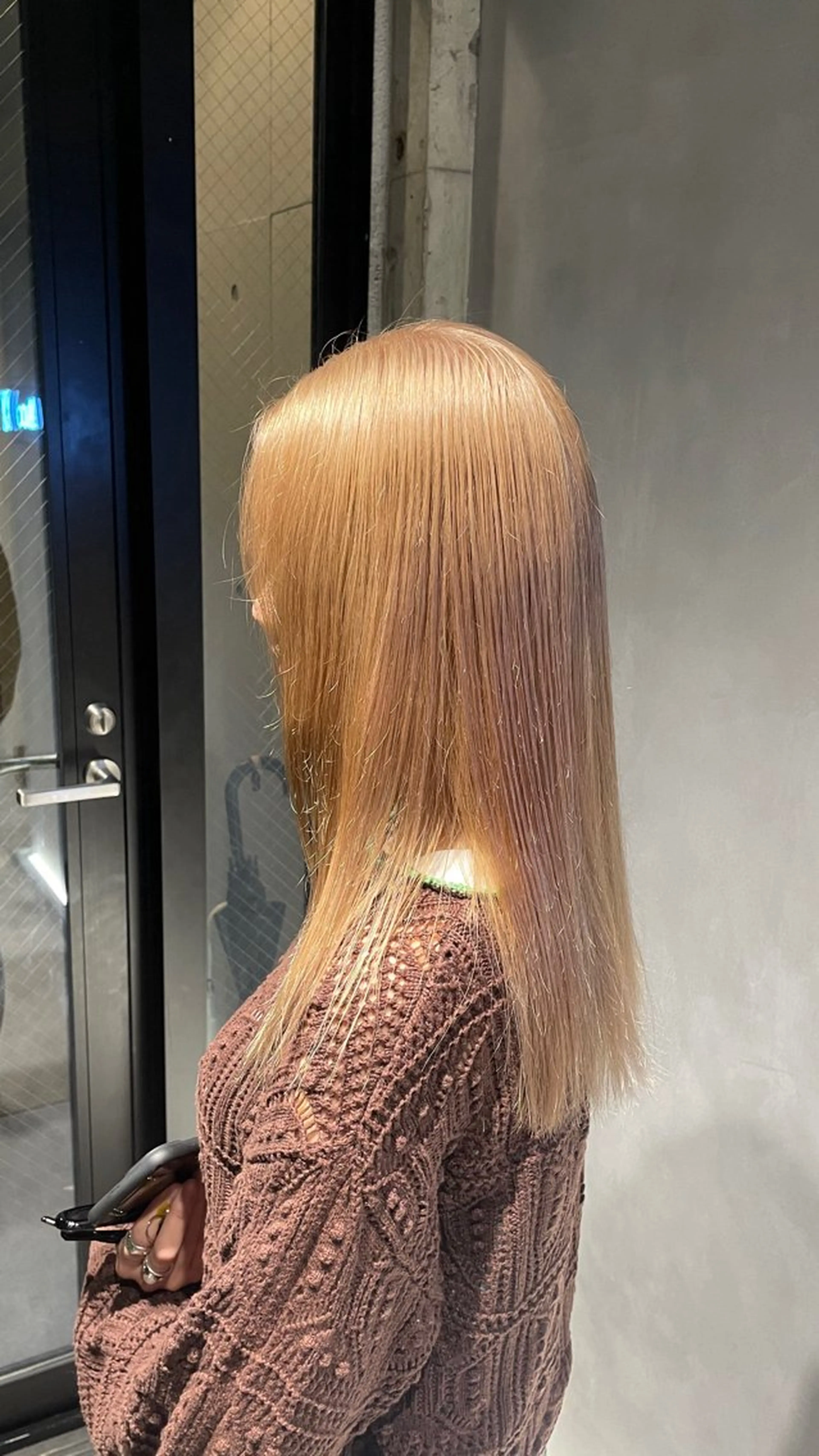 ロング カラー ブリーチ ヘアカラー 暖色/ハイトーン/ カラー/HBLのヘアスタイル