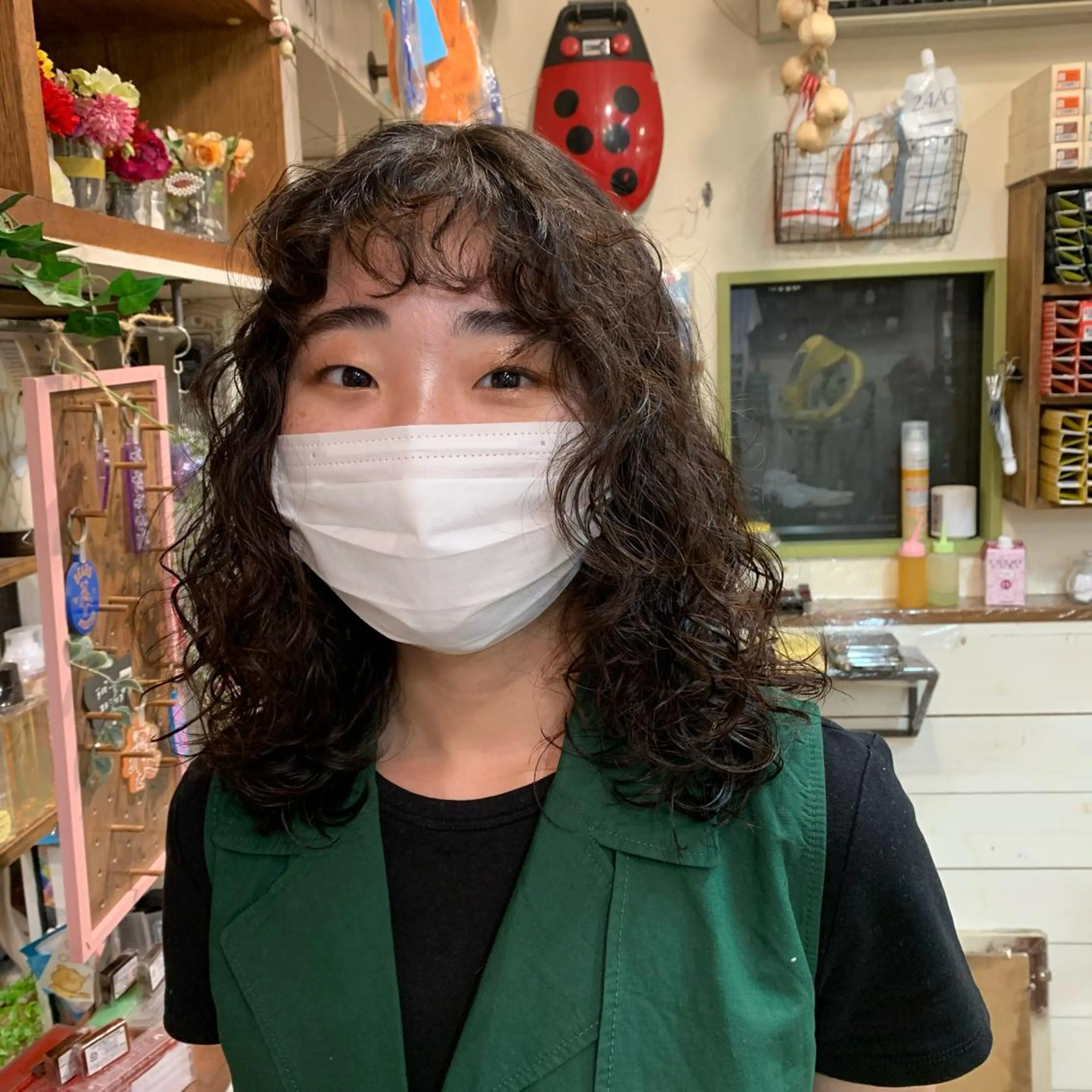 ミディアム ミディアムパーマ “ととのう”ヘッドス パ🌿本多麻亜優のヘアスタイル