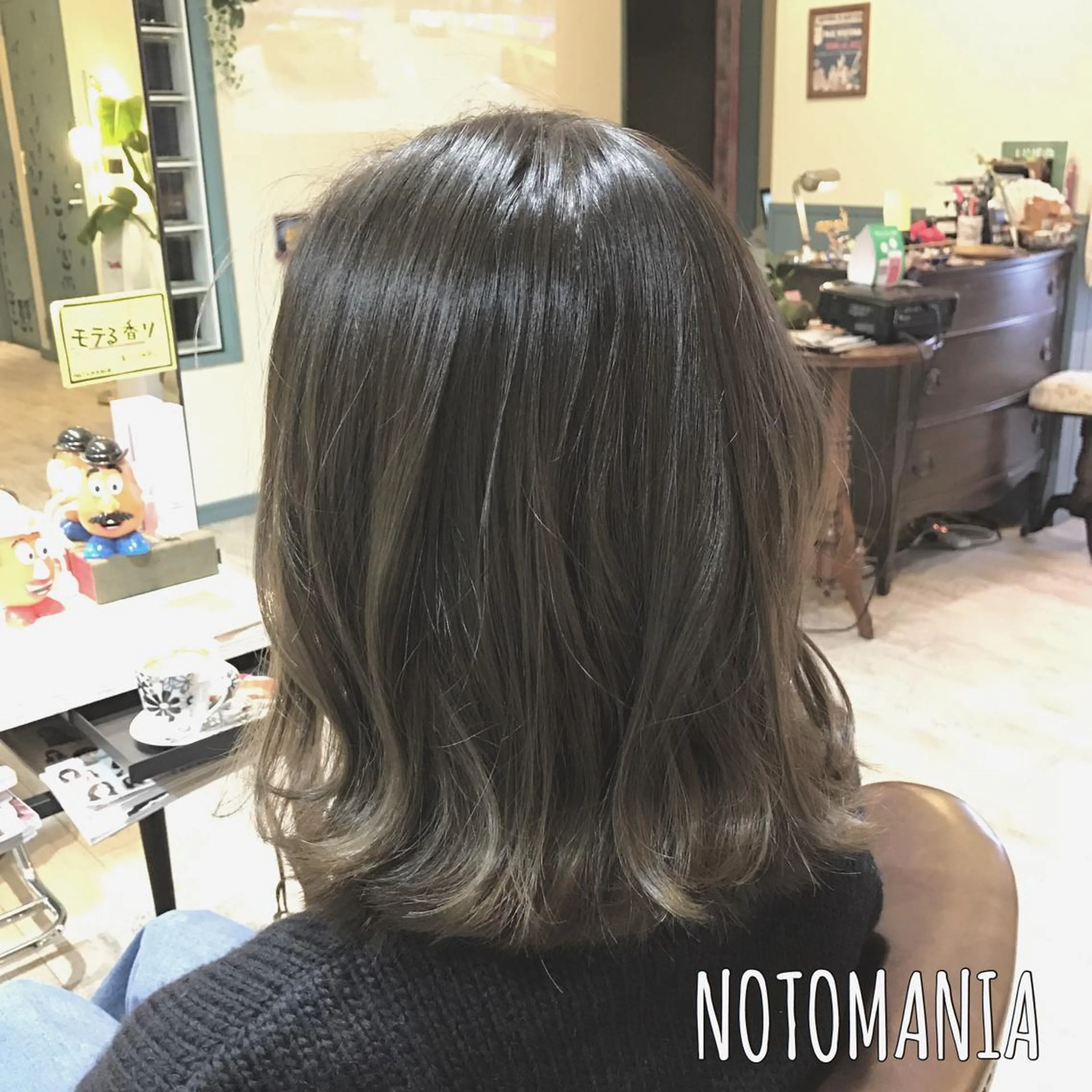 ショート ミディアム セミロング カラー グラデーションカラー 外国人風カラー イシハラ アズサのヘアスタイル