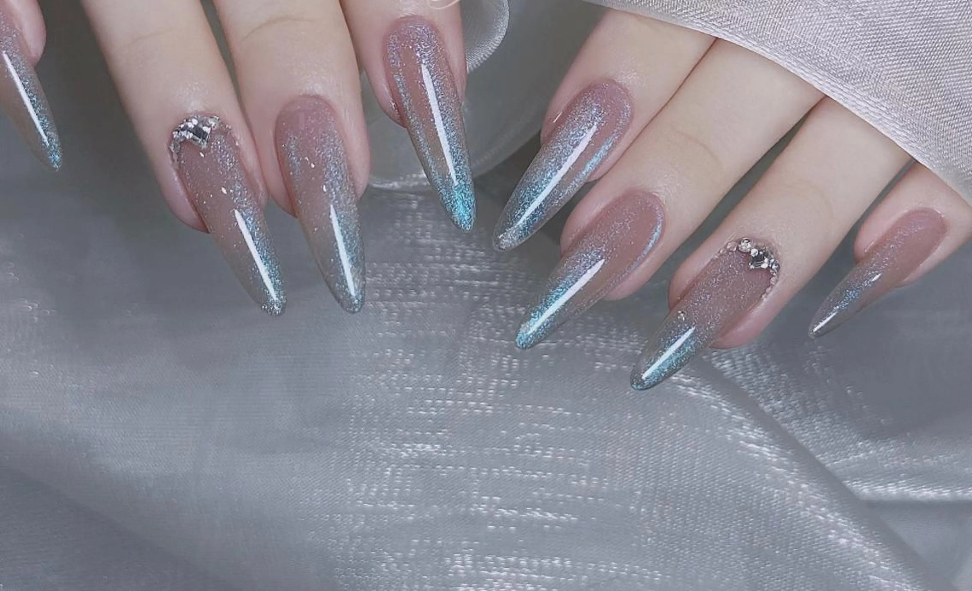 ネイル ハンドネイル 🎀 NaNa_nailのネイルデザイン