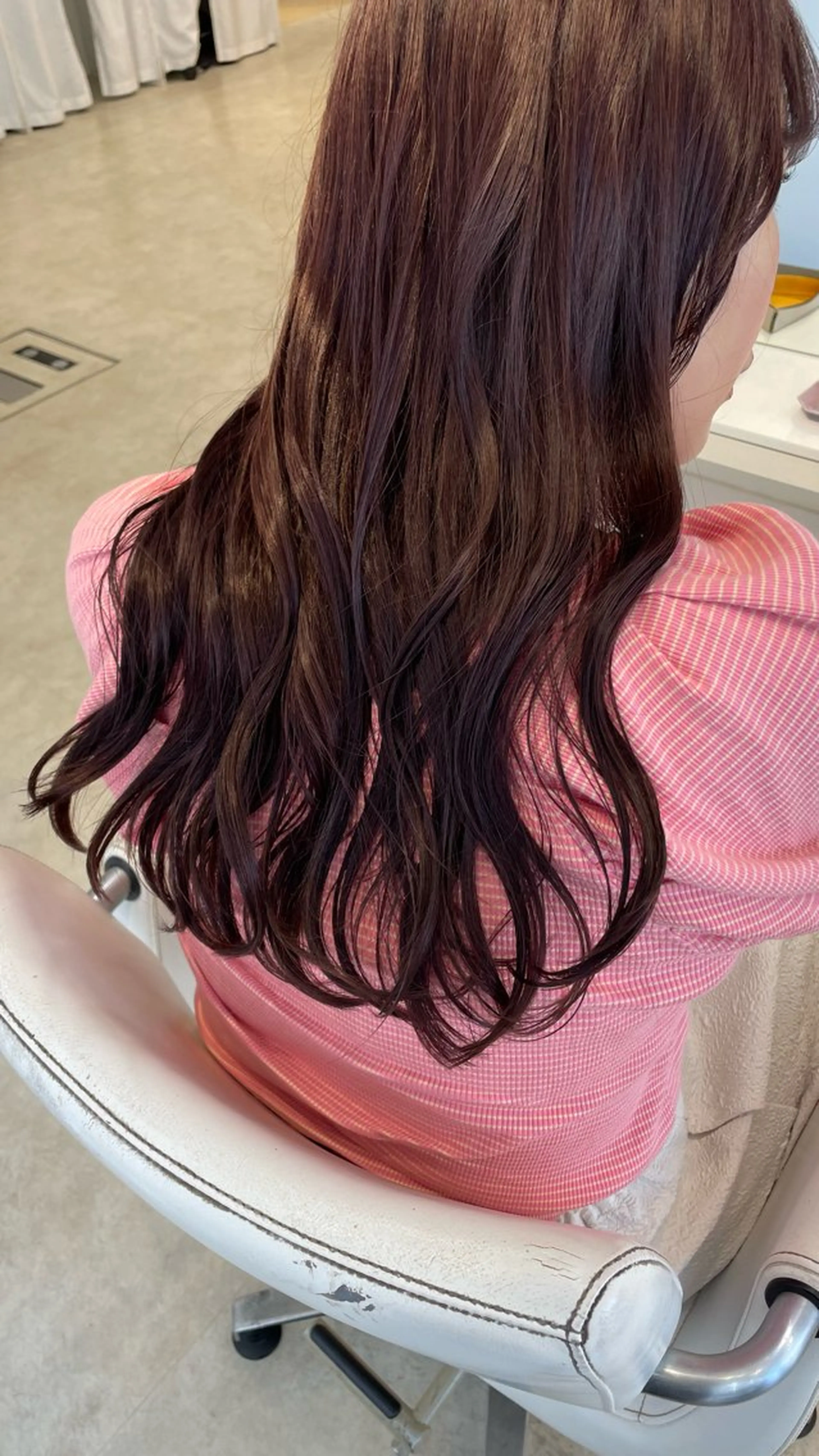 ロング Agnos青山所属・鈴木 里奈のヘアスタイル