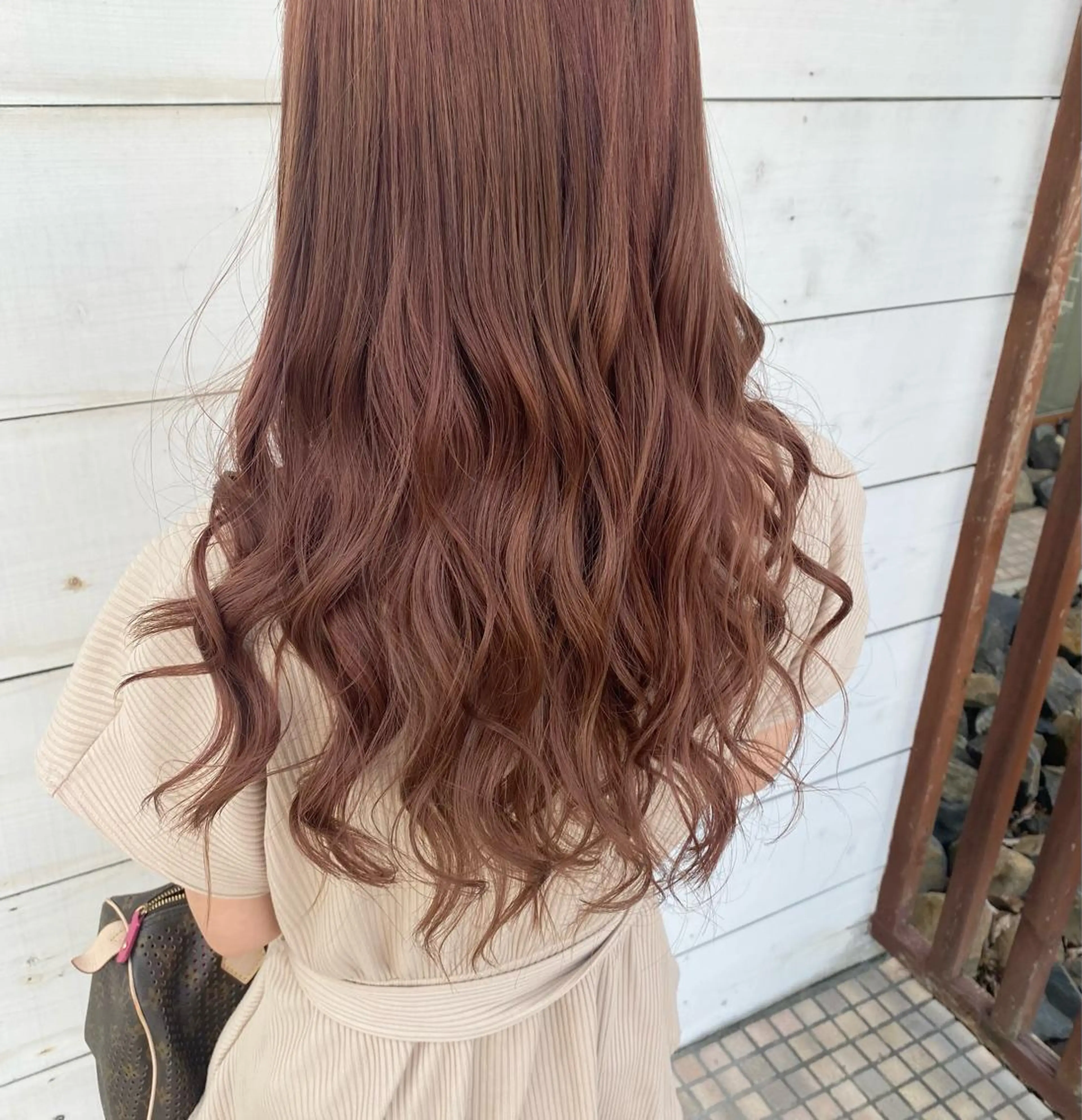 カラー SALOWIN栄所属・SALOWIN栄 高須大貴のヘアスタイル