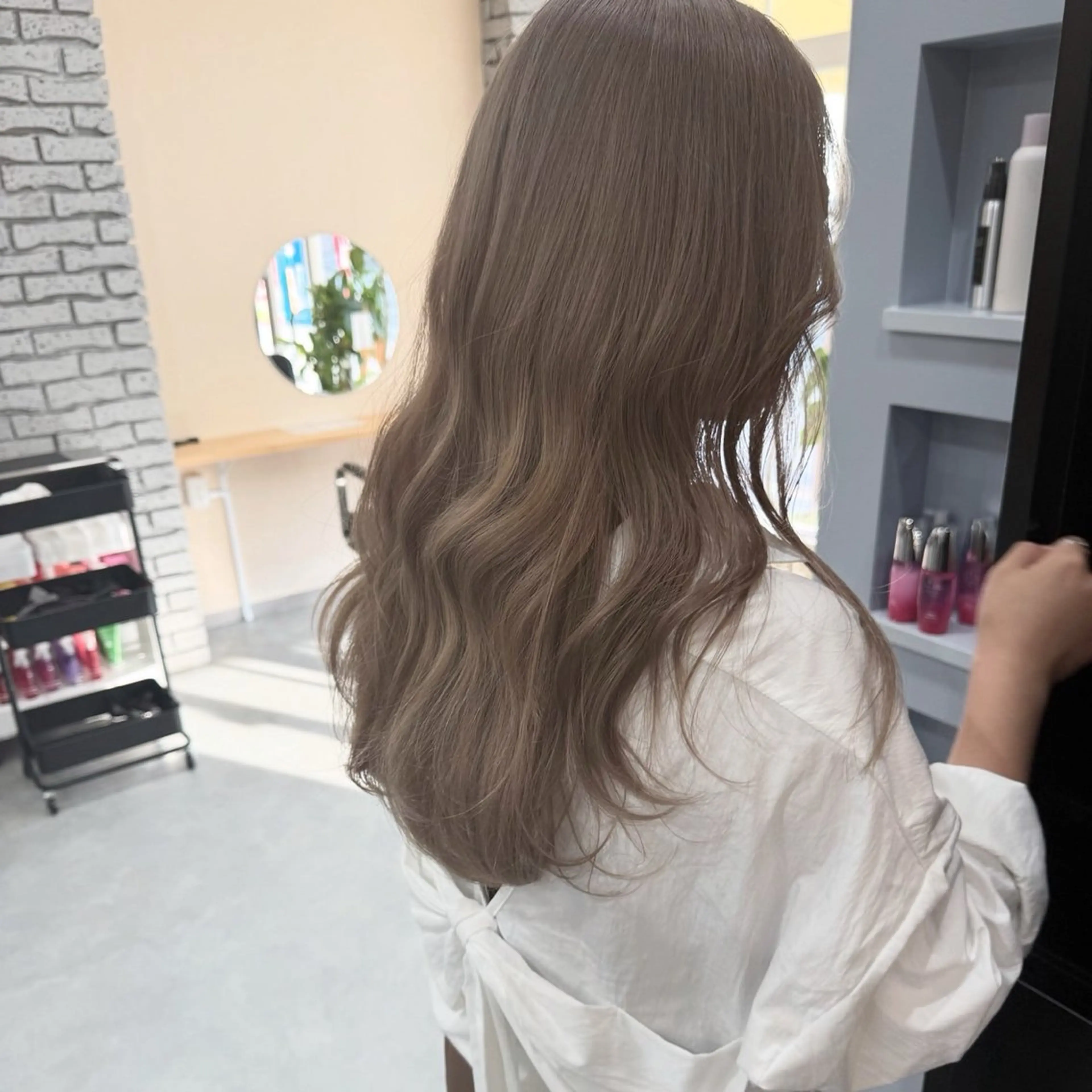 ロング カラー ブリーチ ブリーチなしカラー 髪質改善 ロング 似合わせカット 💫ケアブリーチ✨️ 久留米髪質改善🫧のヘアスタイル