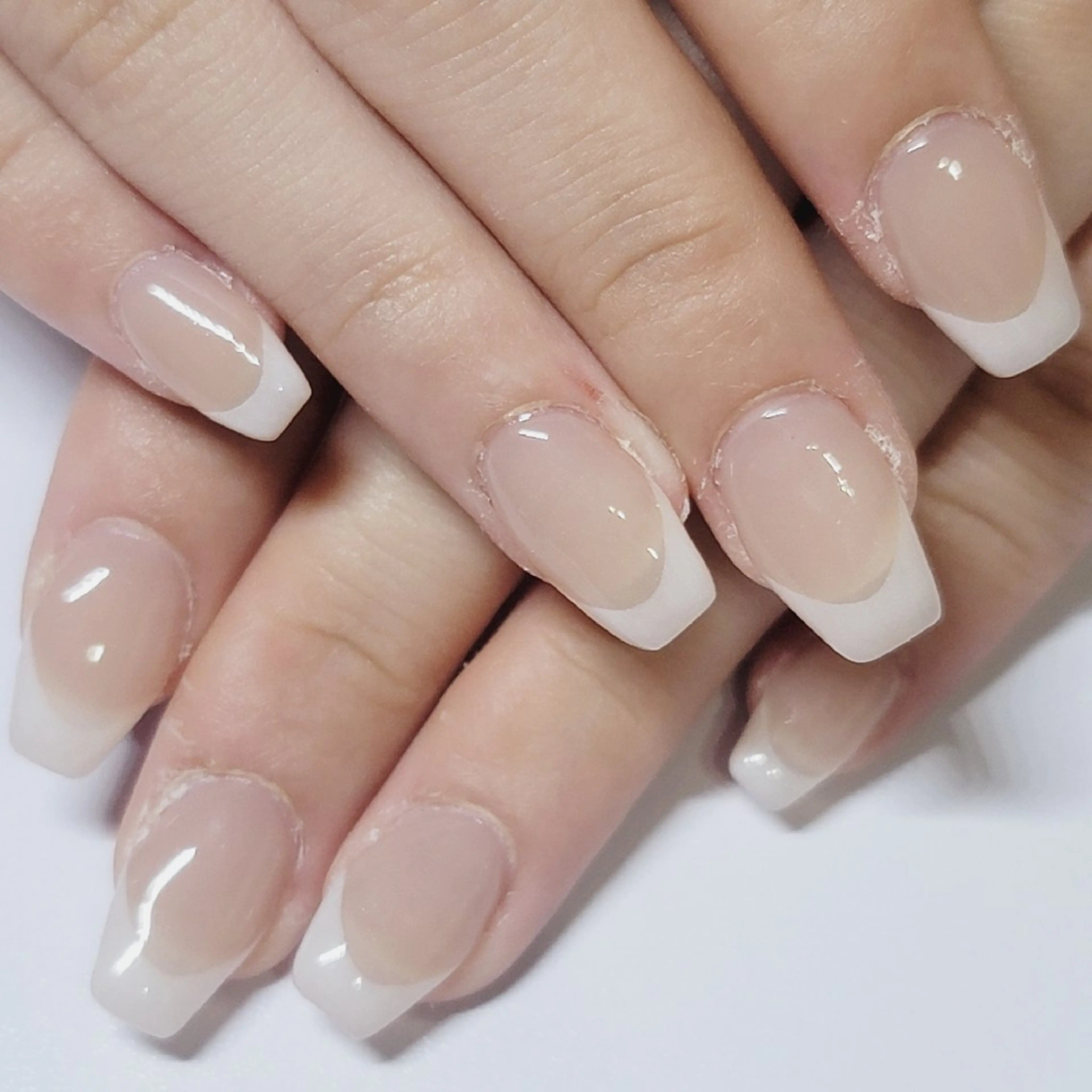 ネイル フレンチネイル ホワイト ハンドネイル よしだ ひろきのネイルデザイン